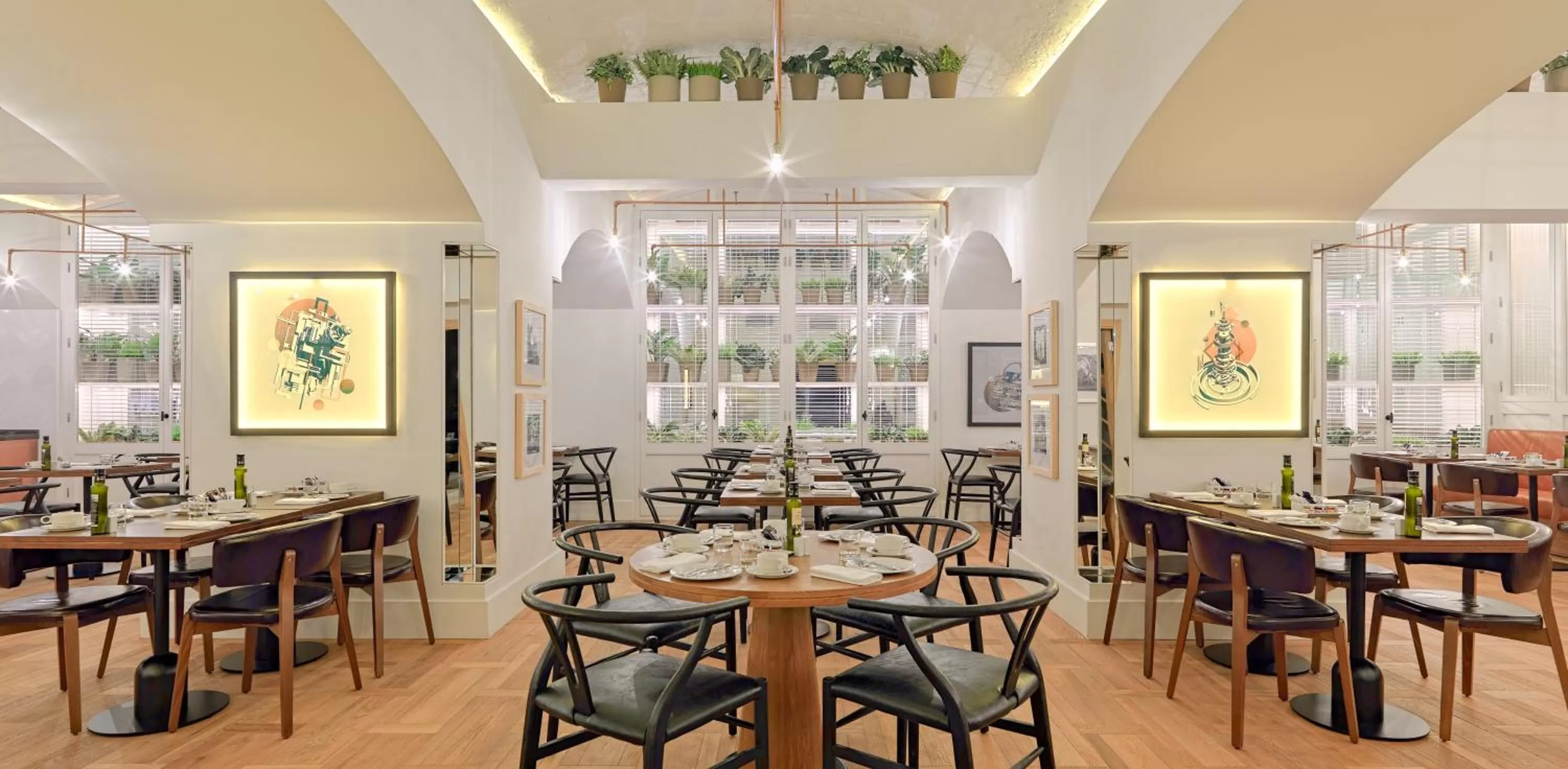 Restaurant/places to eat in H10 Cubik 4* Sup