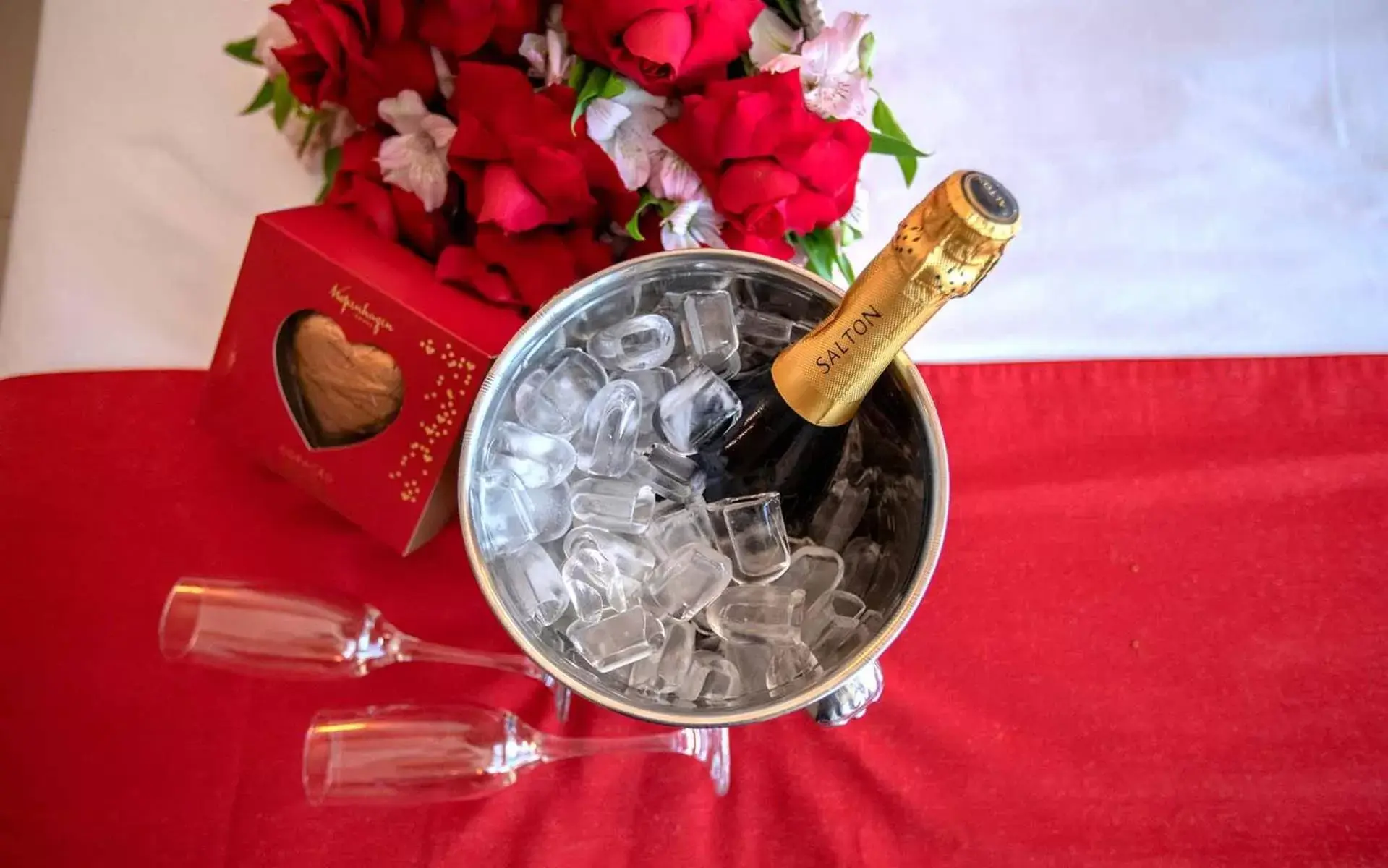 Bedroom in Cullinan Hplus Premium Bedroom in Cullinan Hplus Premium