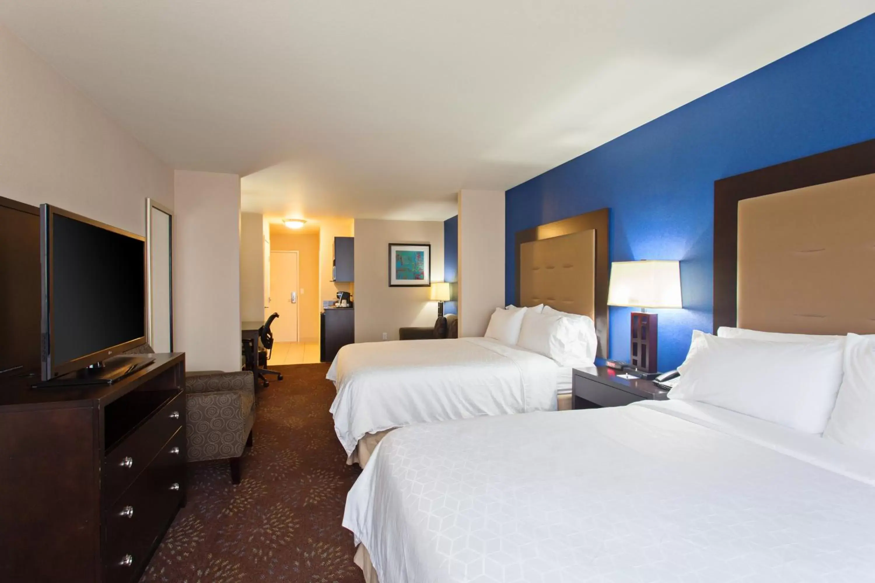 Photo of the whole room in Holiday Inn Express & Suites Tacoma Downtown, an IHG Hotel