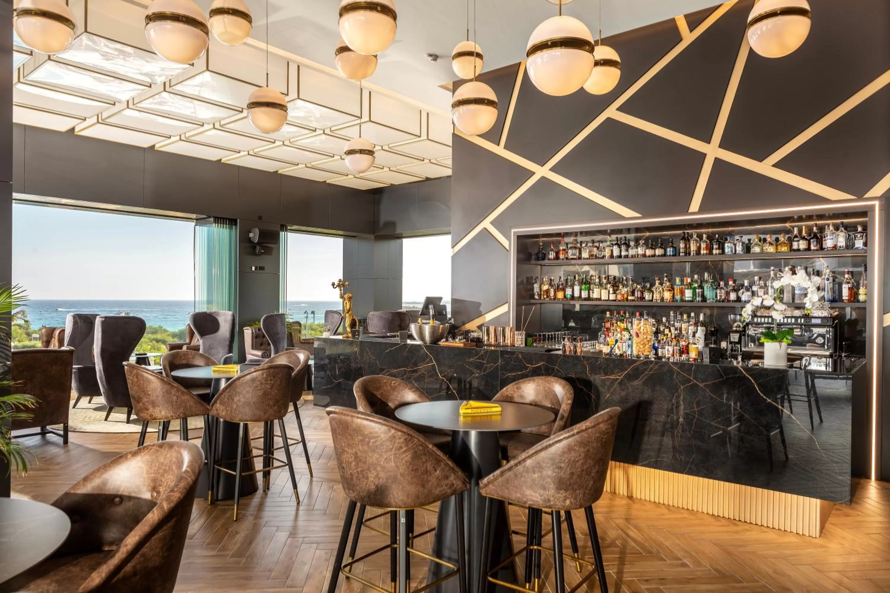 Lounge or bar in NissiBlu Beach Resort