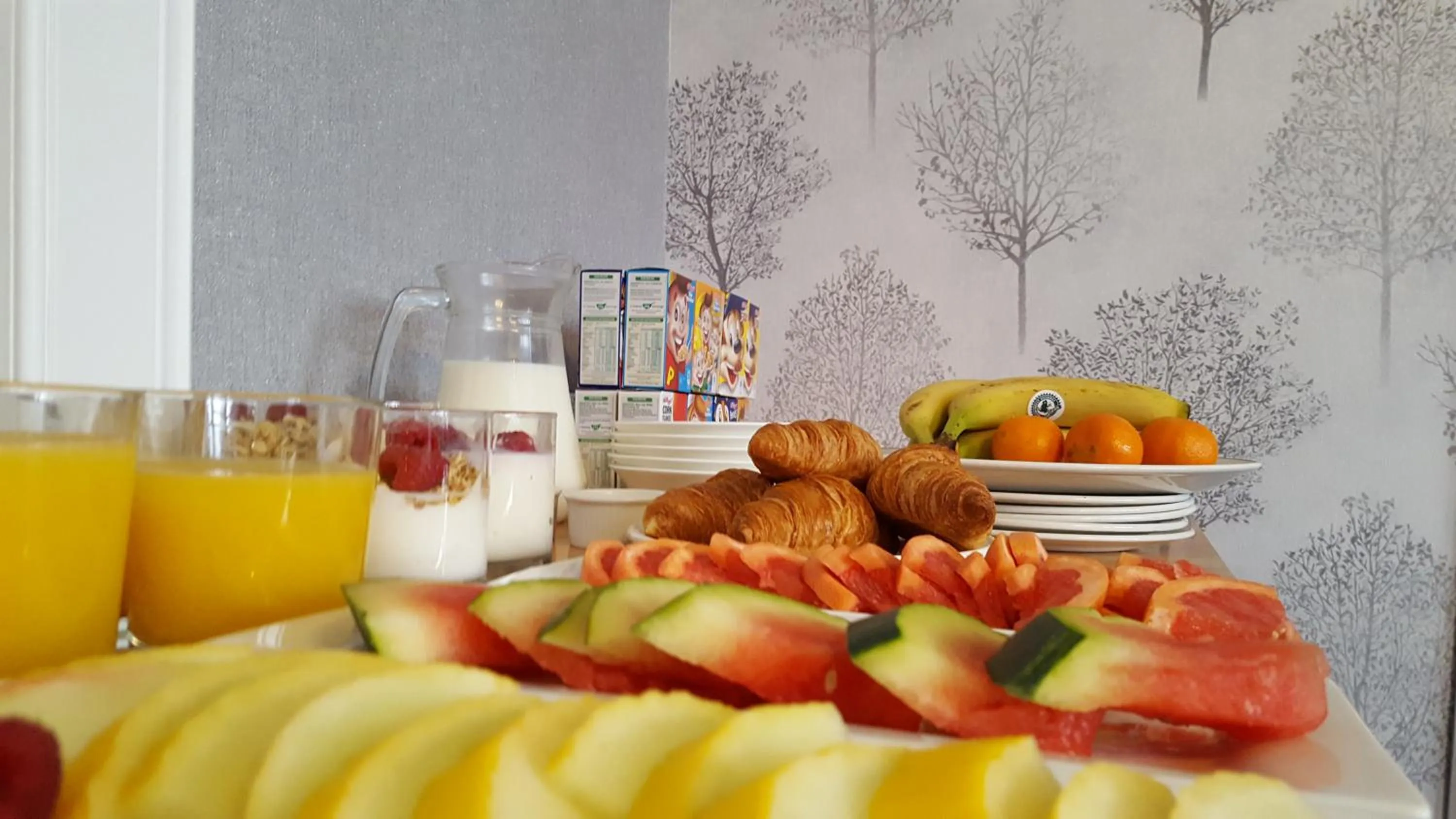 Breakfast in McInnes House rooms with breakfast