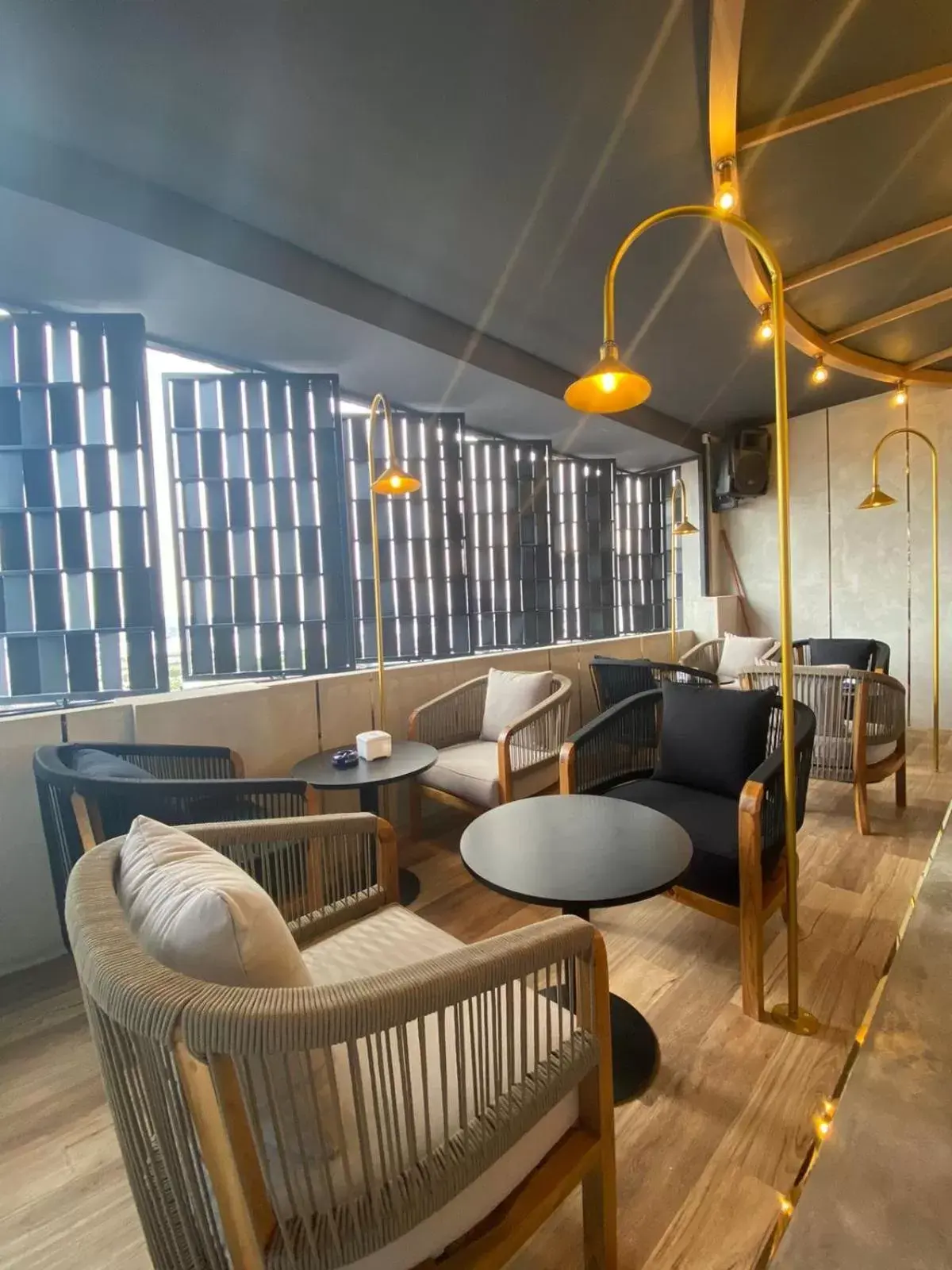 Restaurant/places to eat in Zoom Hotel Mulawarman Restaurant/places to eat in Zoom Hotel Mulawarman