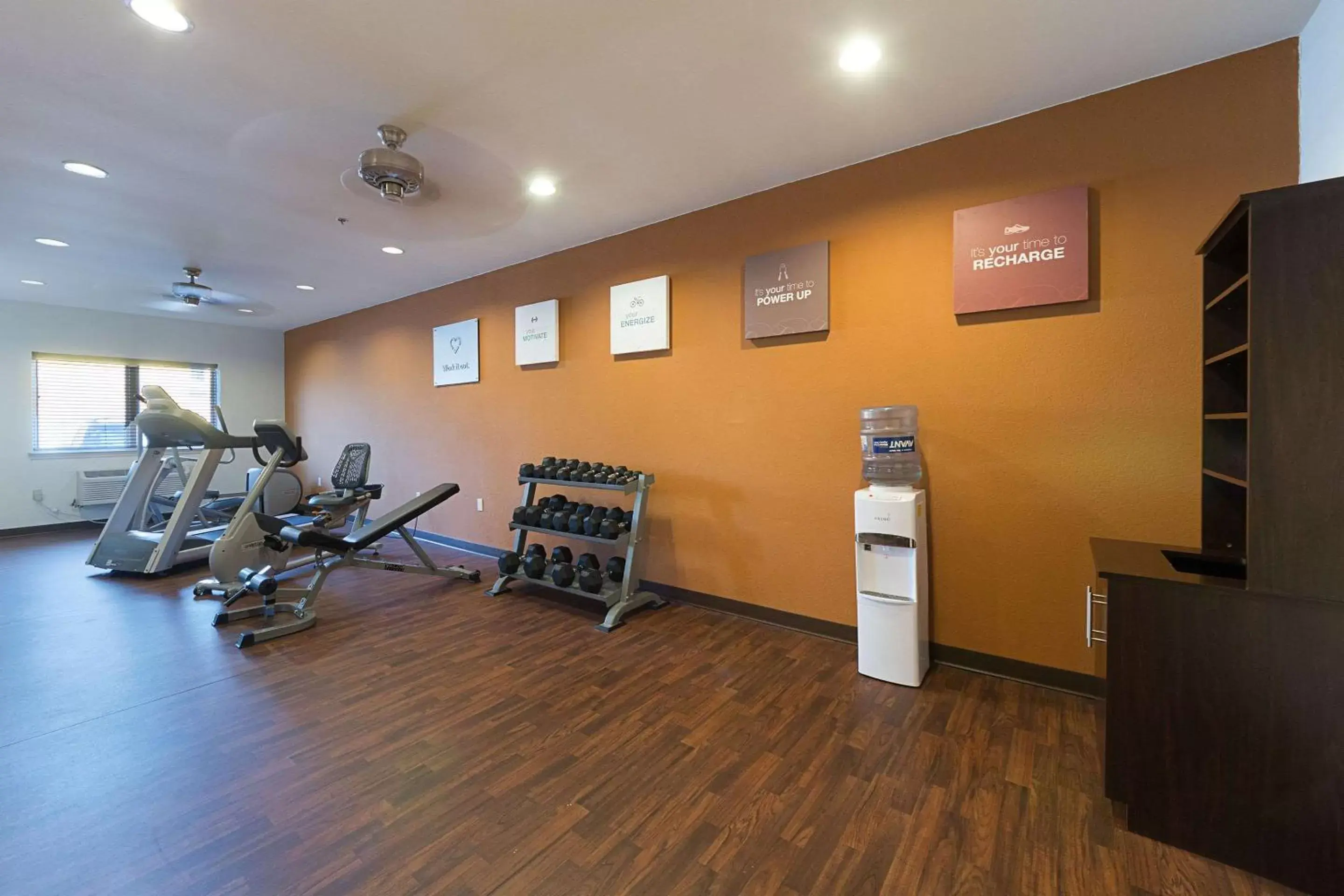 Fitness centre/facilities in Comfort Suites Beachside Fitness centre/facilities in Comfort Suites Beachside