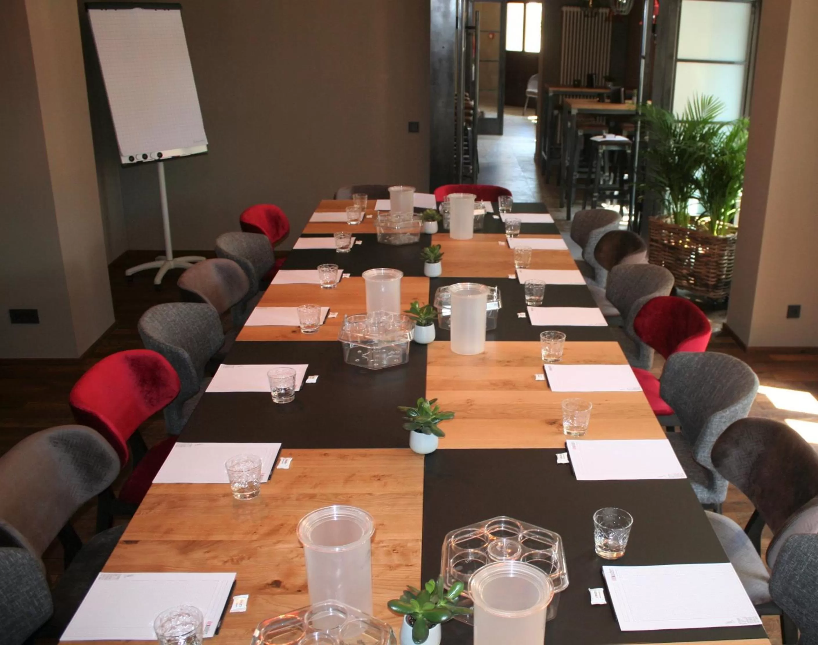 Restaurant/places to eat in alexxanders Hotel & Boardinghouse, Restaurant