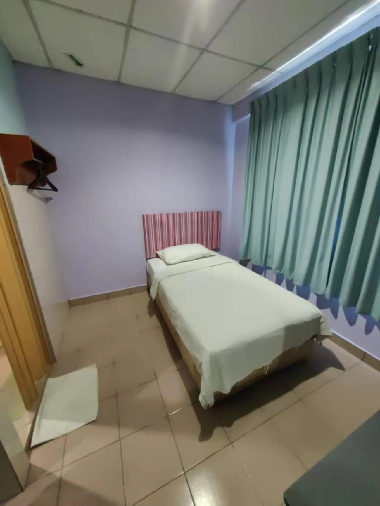 Bedroom in Century Hotel Inanam