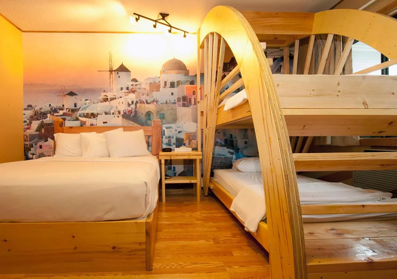 Bedroom, Bed in MT. OLYMPUS WATER PARK AND THEME PARK RESORT