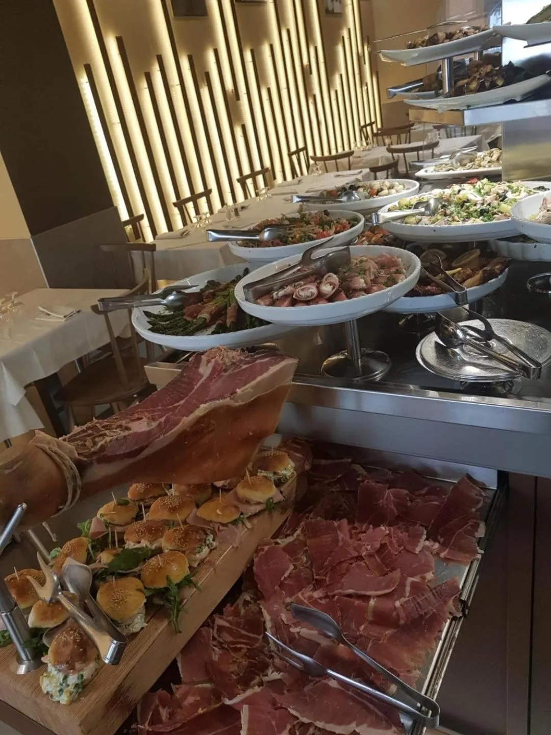 Restaurant/places to eat in Gemme Di Roma Accomodation