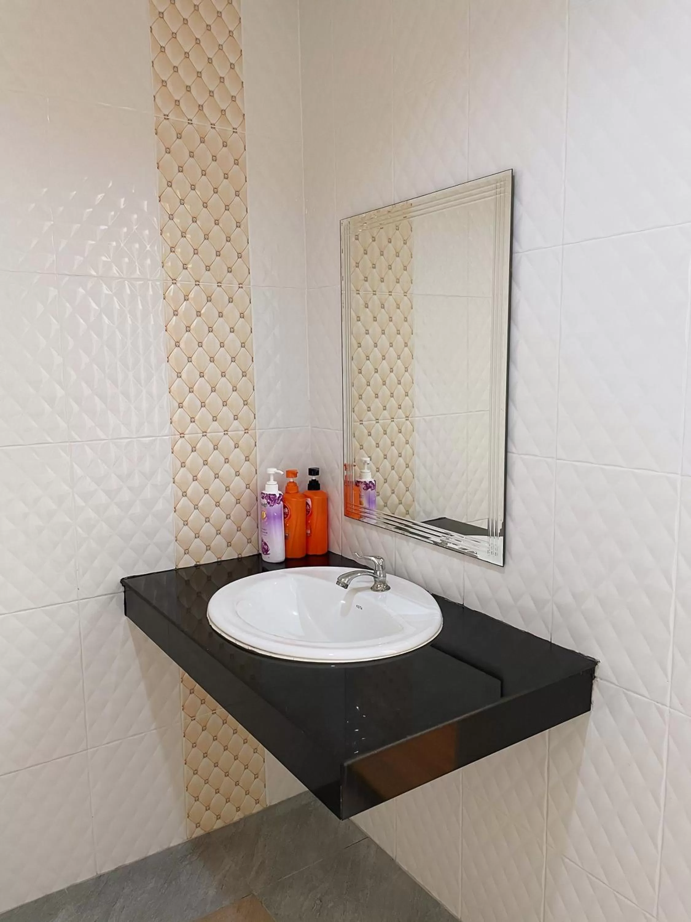 Bathroom in TD Bangkok