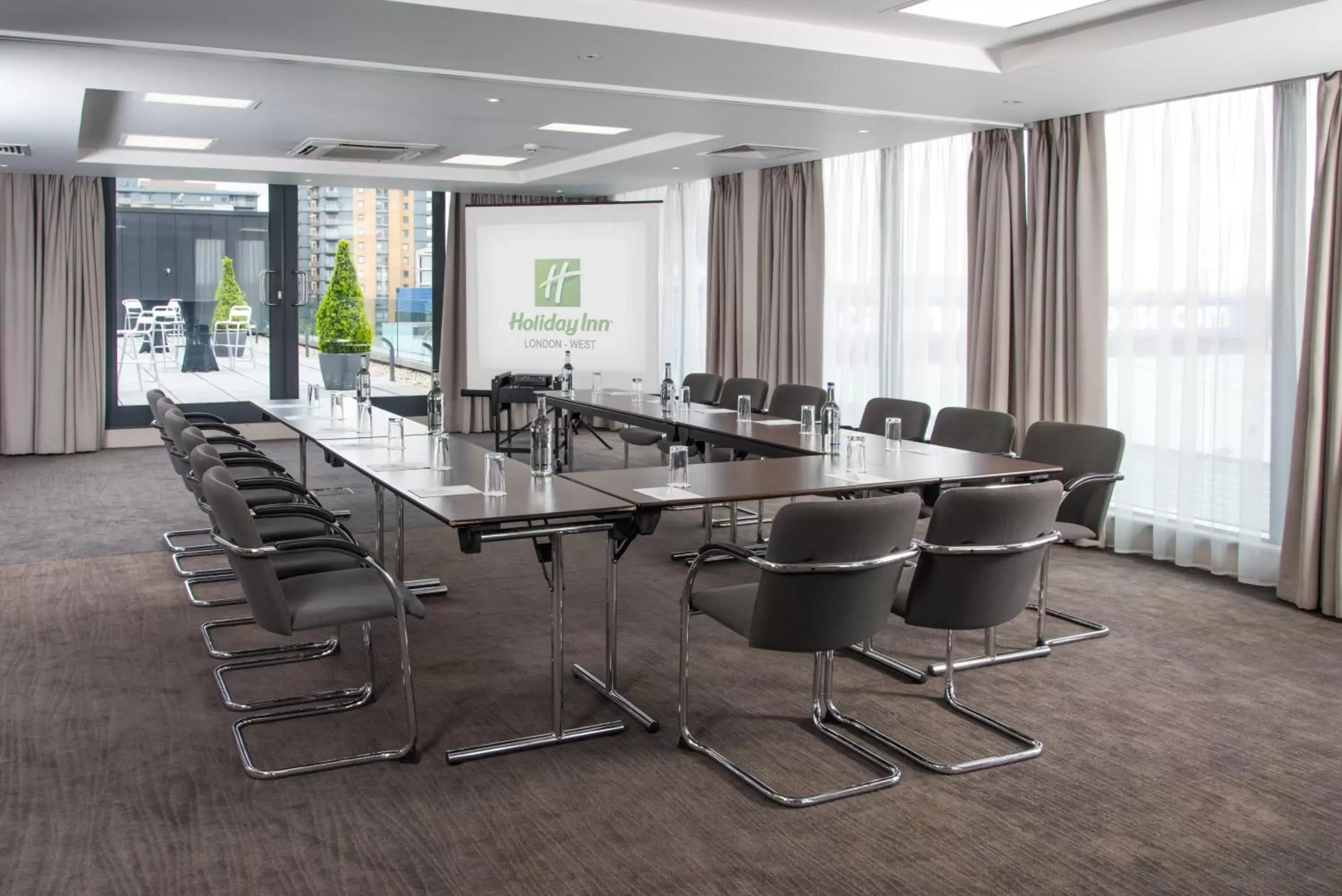 Meeting/conference room in Holiday Inn London West, an IHG Hotel