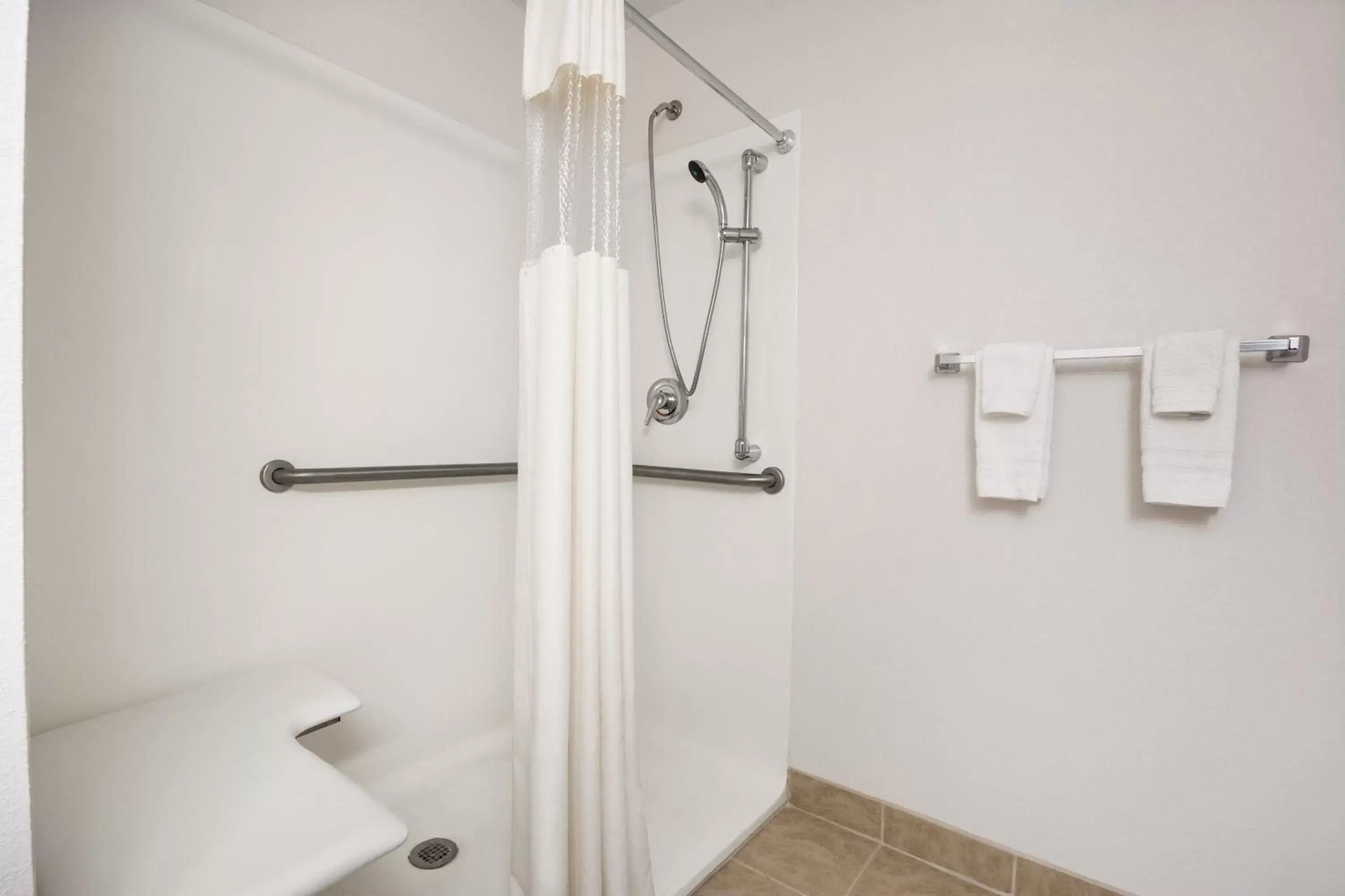 Bathroom in Days Inn by Wyndham Shelby Bathroom in Days Inn by Wyndham Shelby