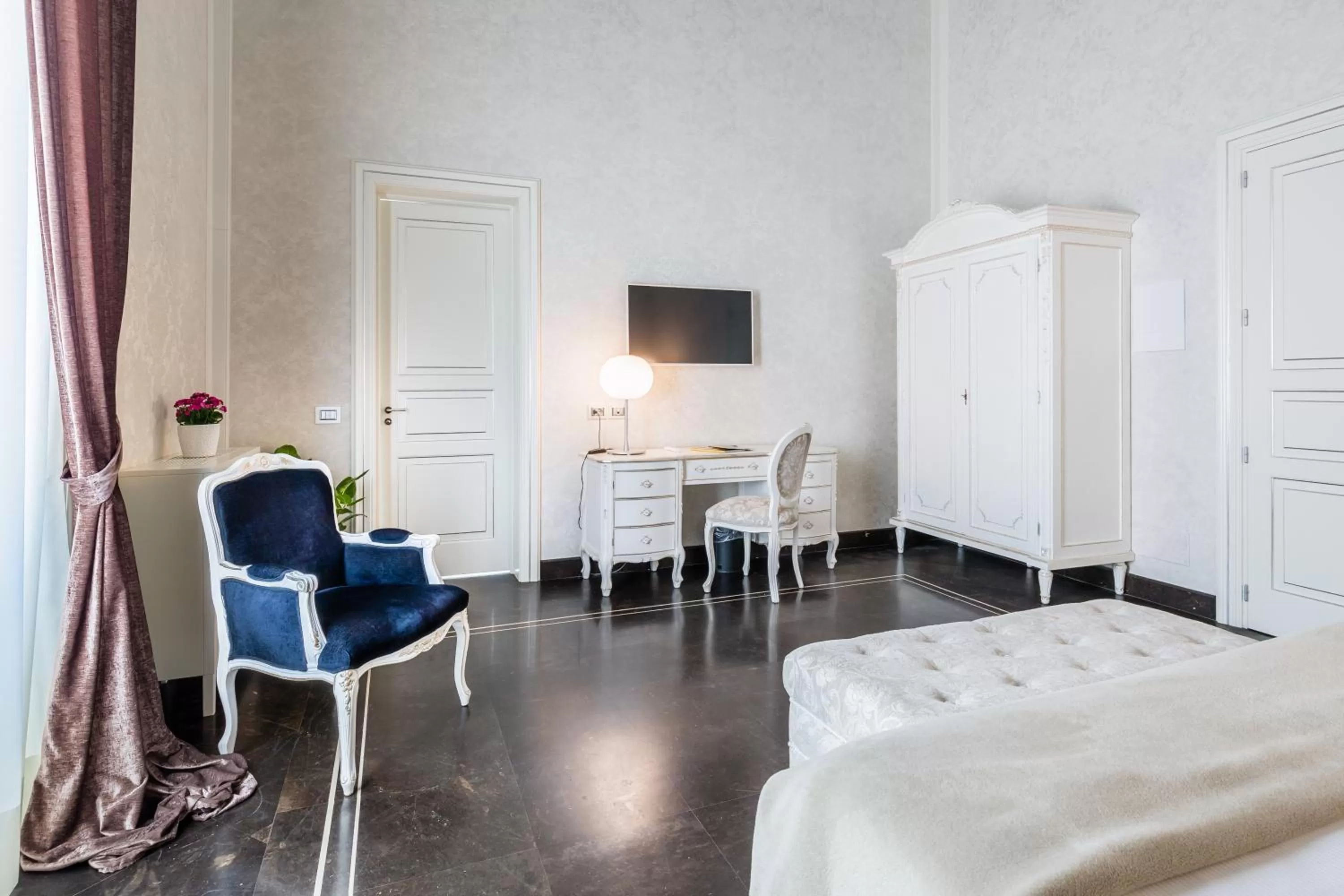 Bedroom, Bed in Palazzo Favacchio - Patanè