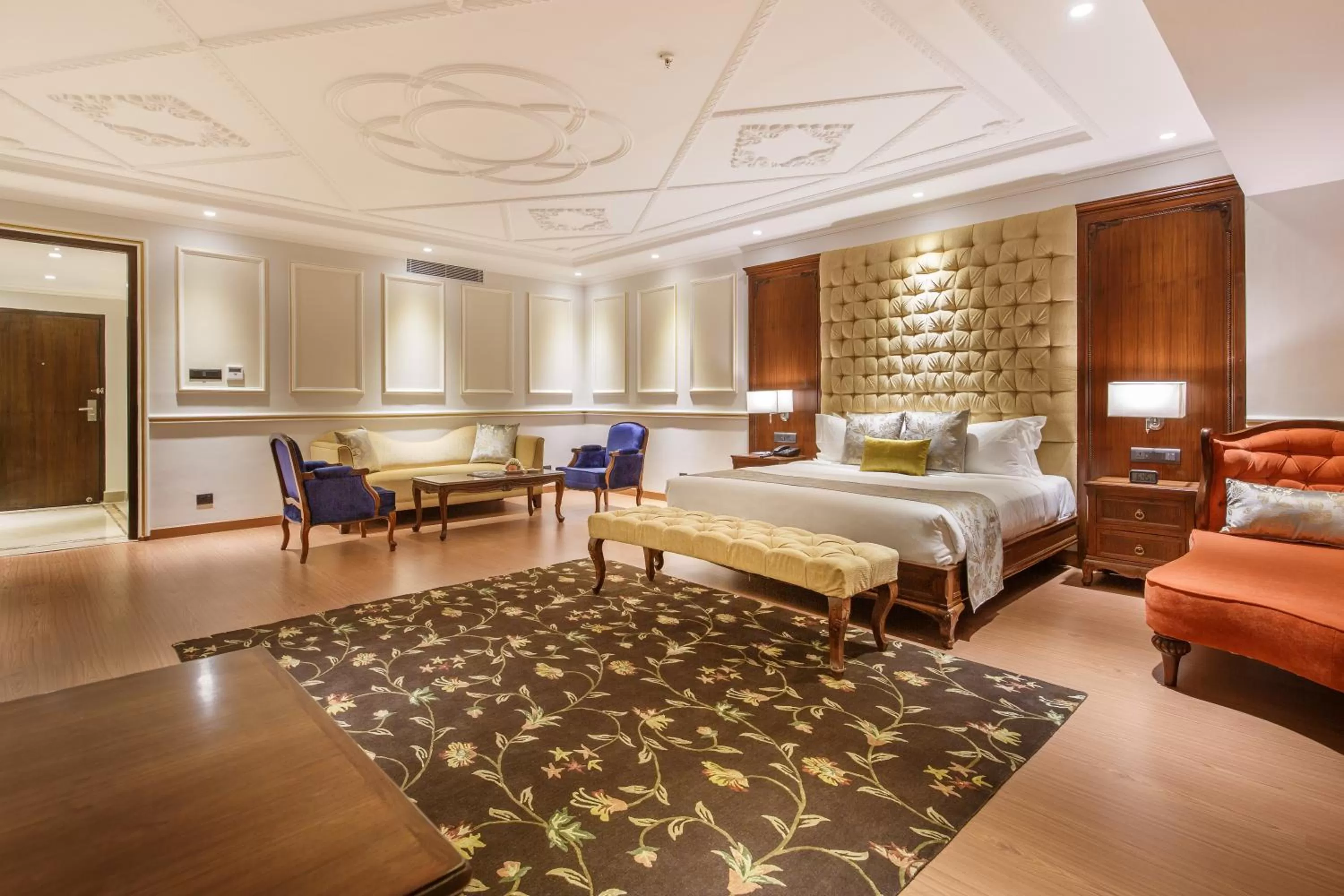 Bed in Hotel Shanker-Palatial Heritage Kathmandu