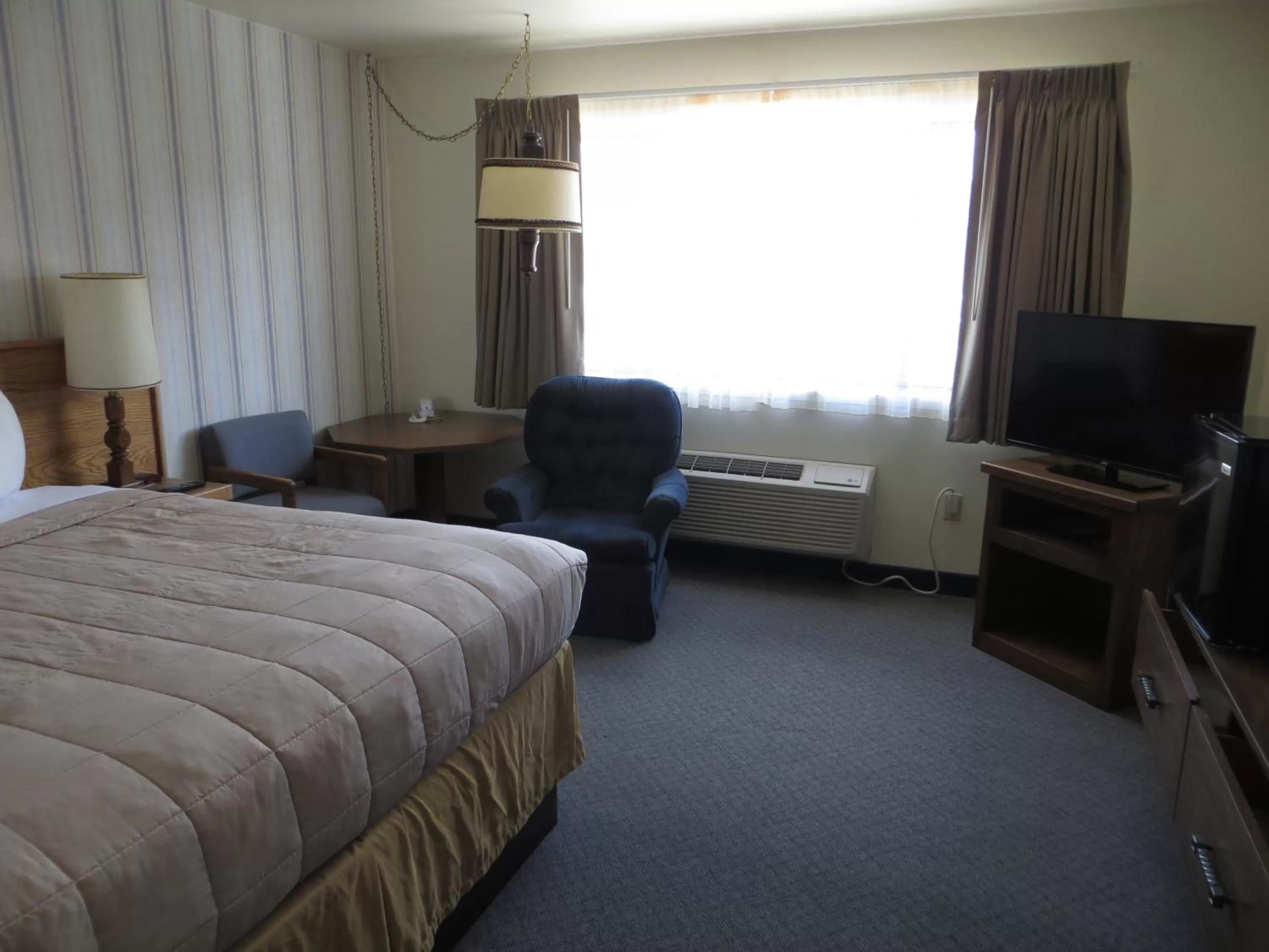 TV and multimedia, TV/Entertainment Center in Jailhouse Motel and Casino