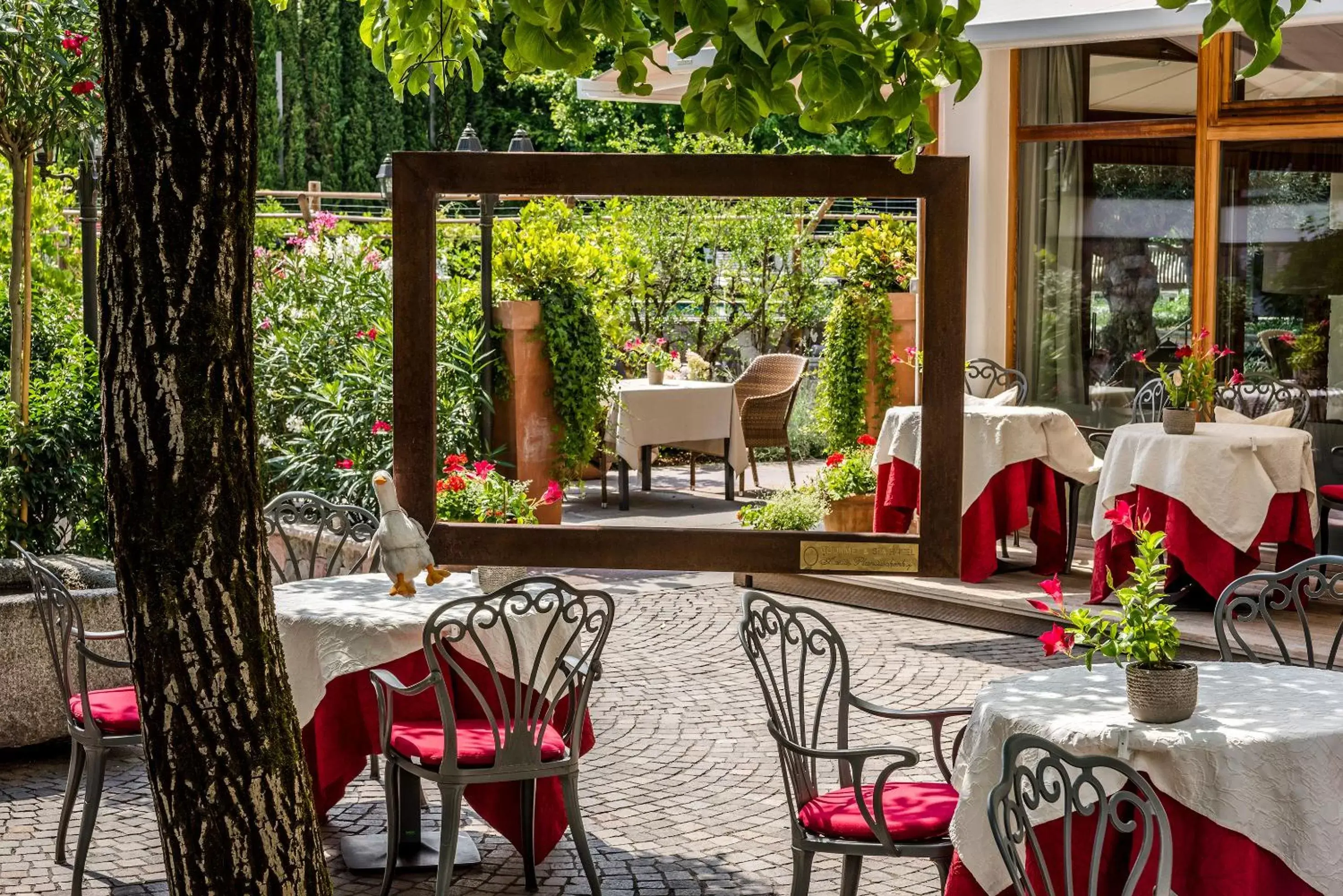 Patio, Restaurant/Places to Eat in Hotel Ansitz Plantitscherhof