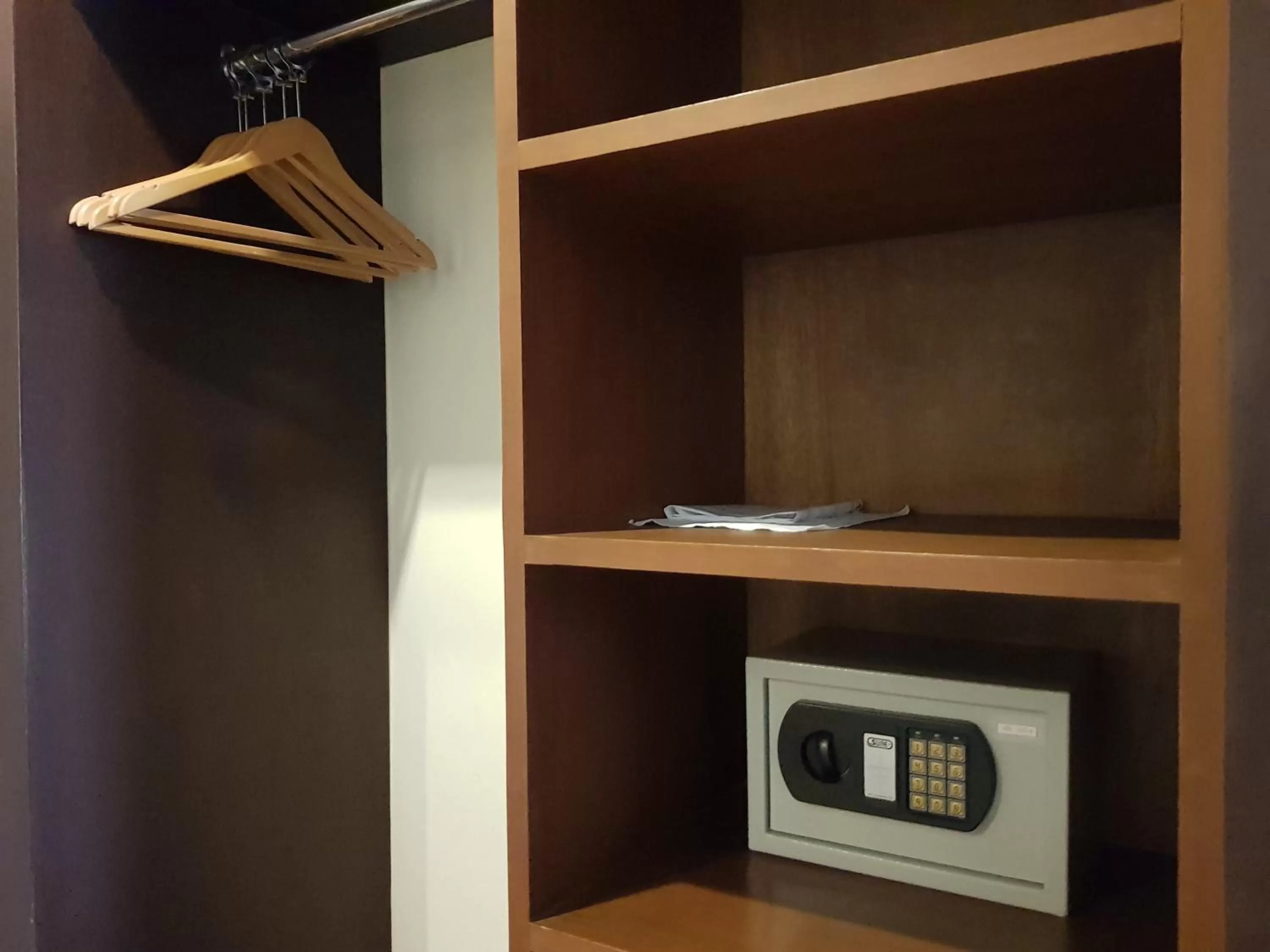 Bedroom in Pangviman Place Resotel SHA Plus