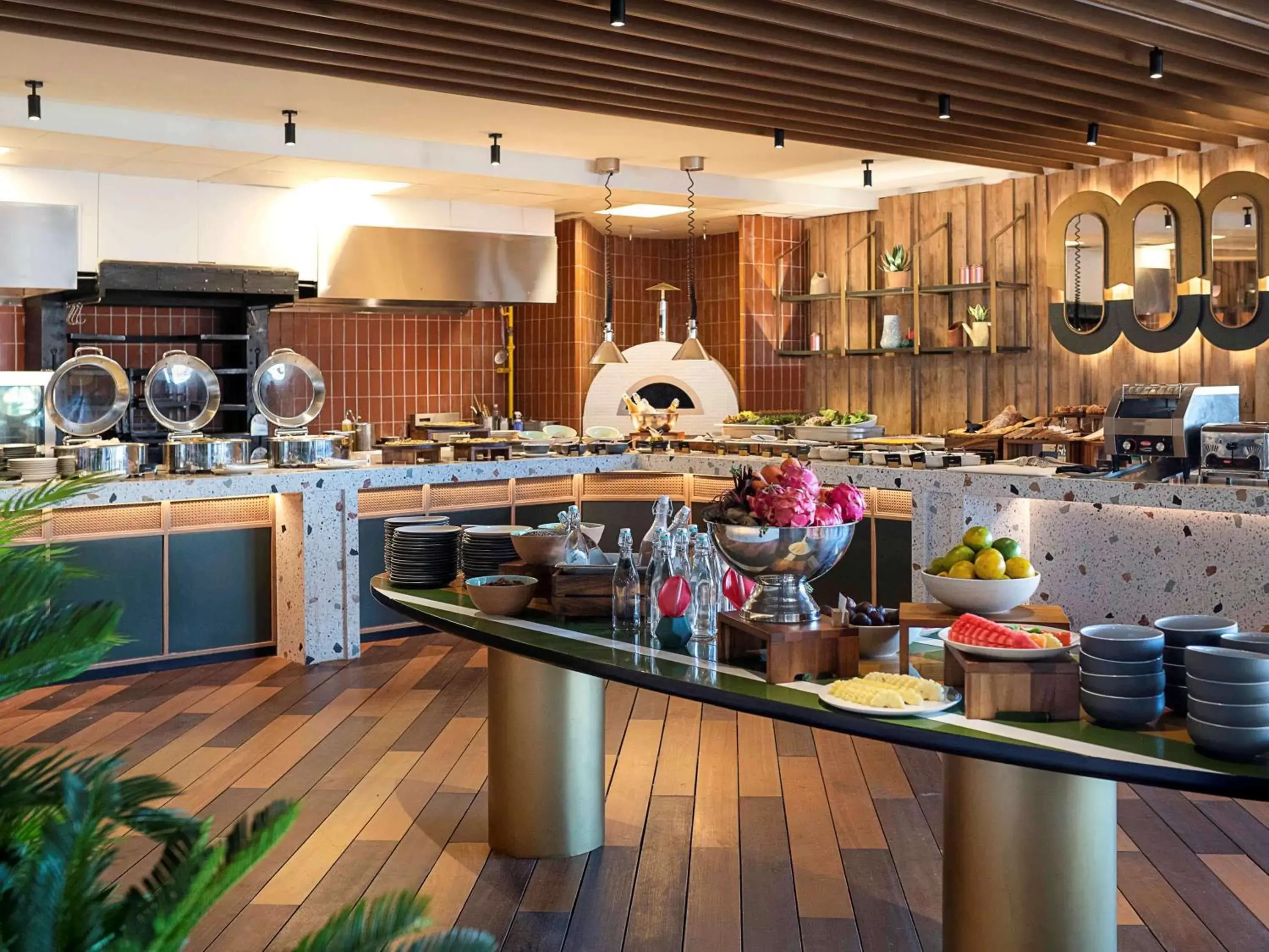 Restaurant/places to eat, Kitchen/Kitchenette in Tribe Bali Kuta Beach