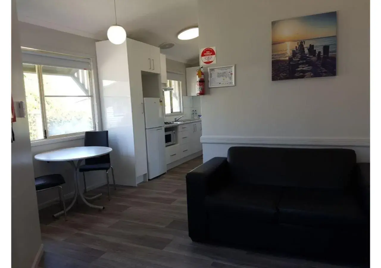 Superior 1 Bedroom Cabin  in Discovery Parks - Perth Airport