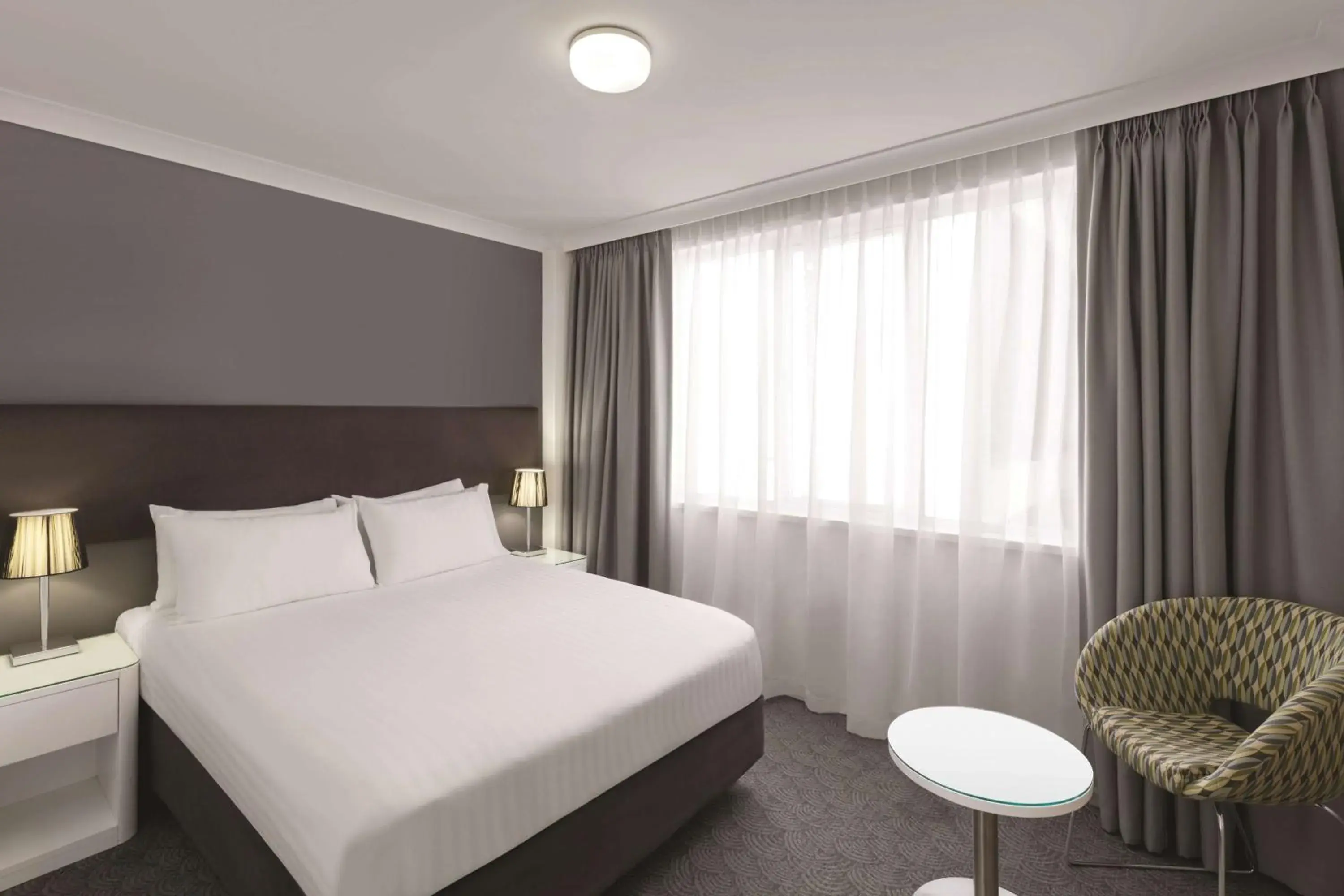 Bedroom, Bed in Rendezvous Hotel Perth Central