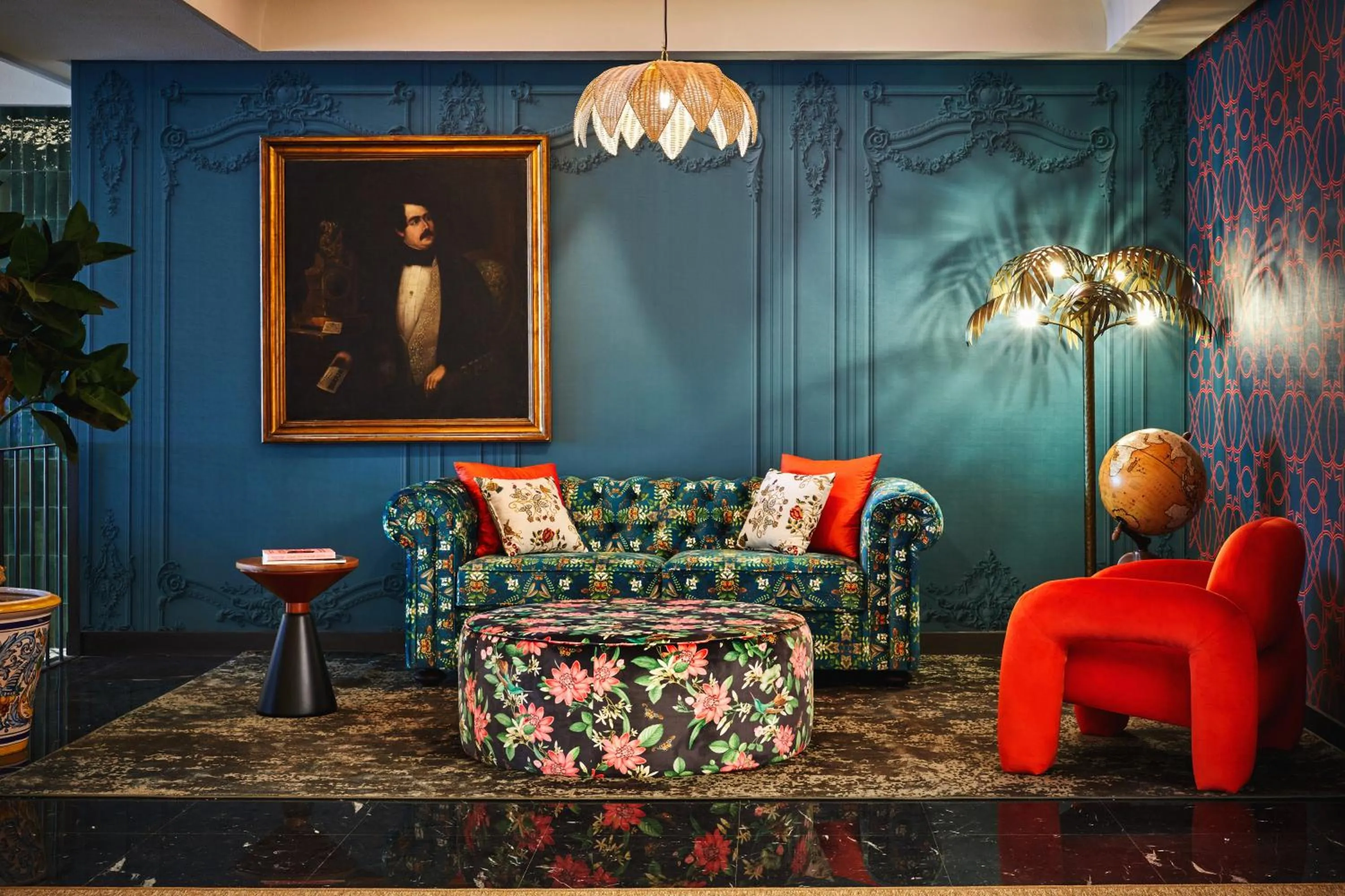 Decorative detail in Hesperia Sevilla