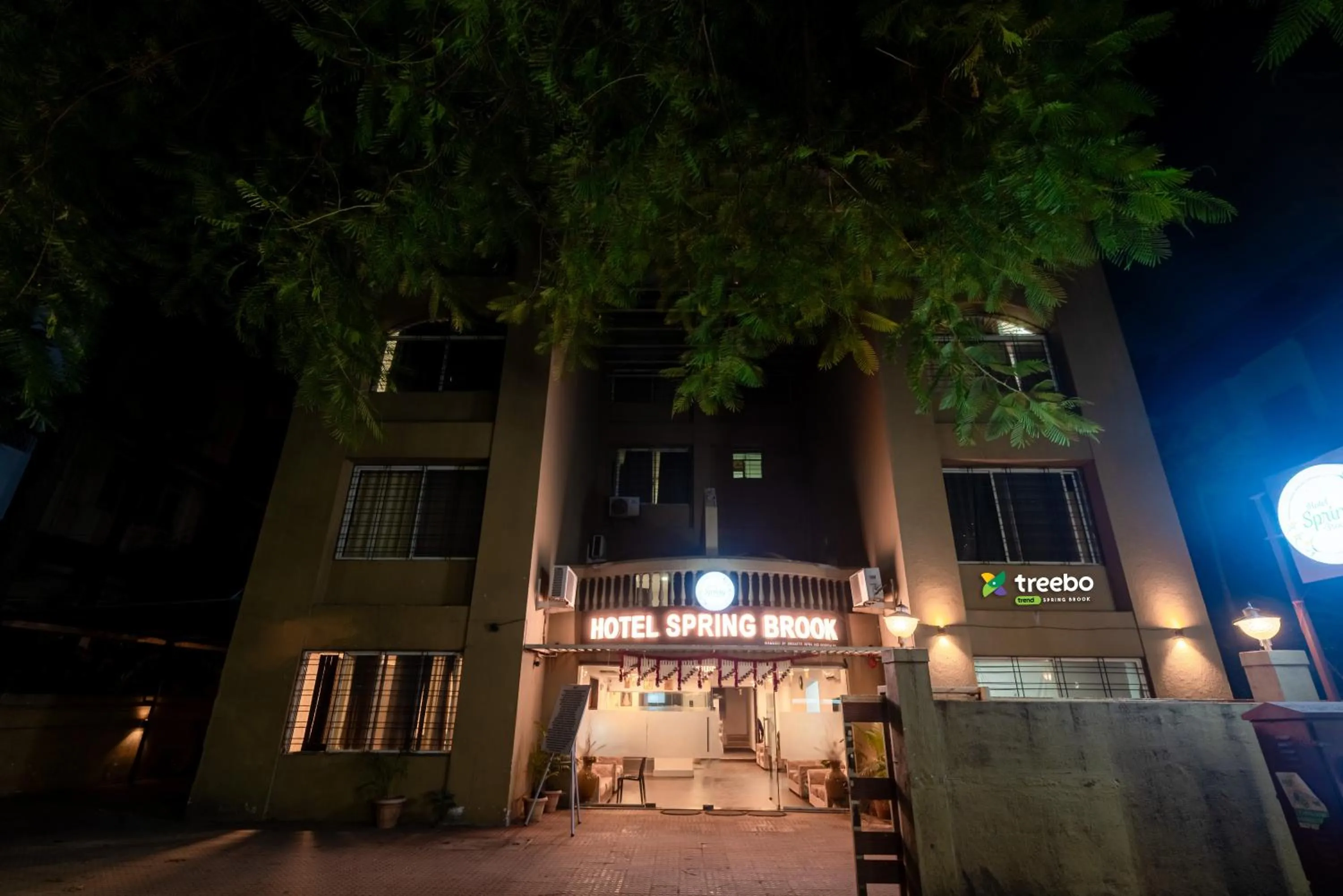 Facade/entrance in Treebo Trend Spring Brooks - Koregaon Park