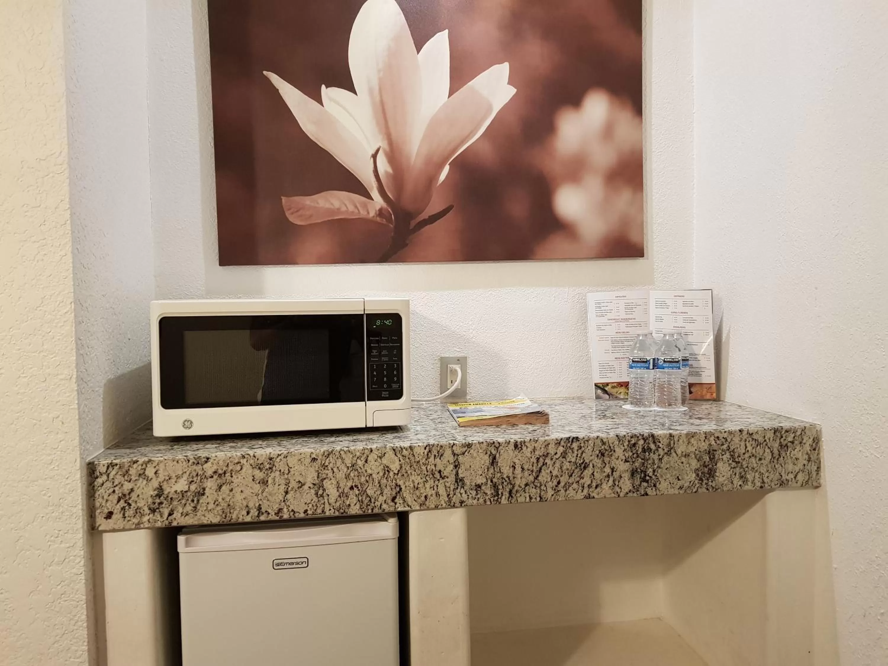 Coffee/tea facilities in Hotel Principado Tijuana Aeropuerto