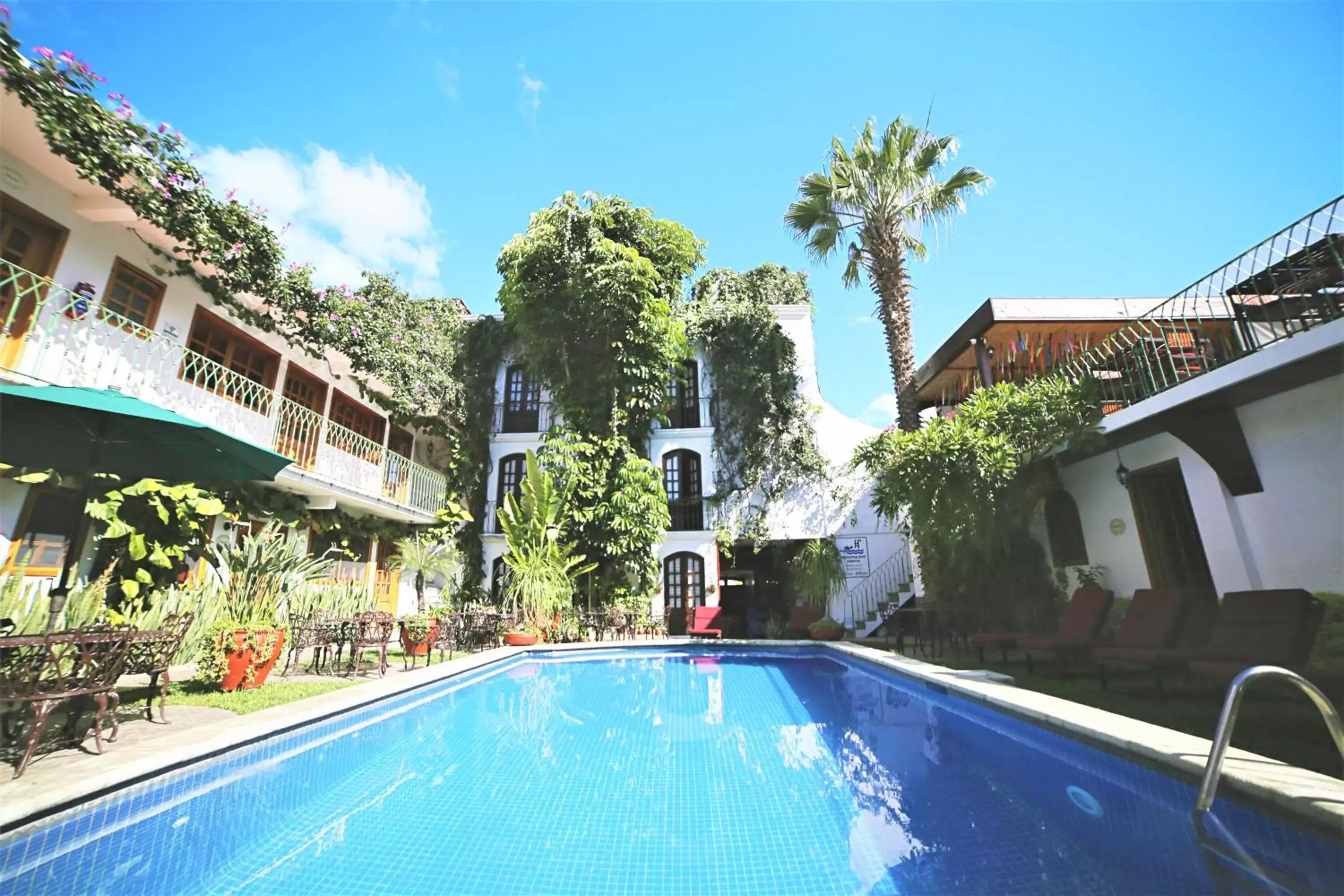 Swimming Pool in Hotel Casa de la Tía Tere