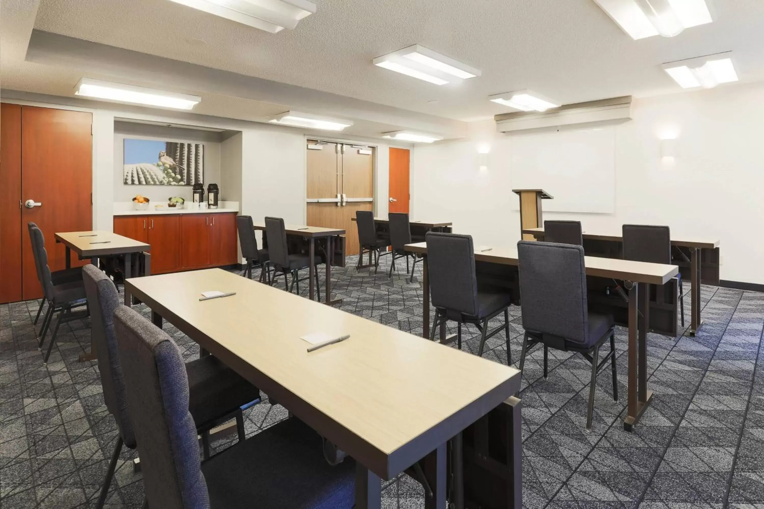 Meeting/conference room, Restaurant/Places to Eat in Courtyard Tucson Airport