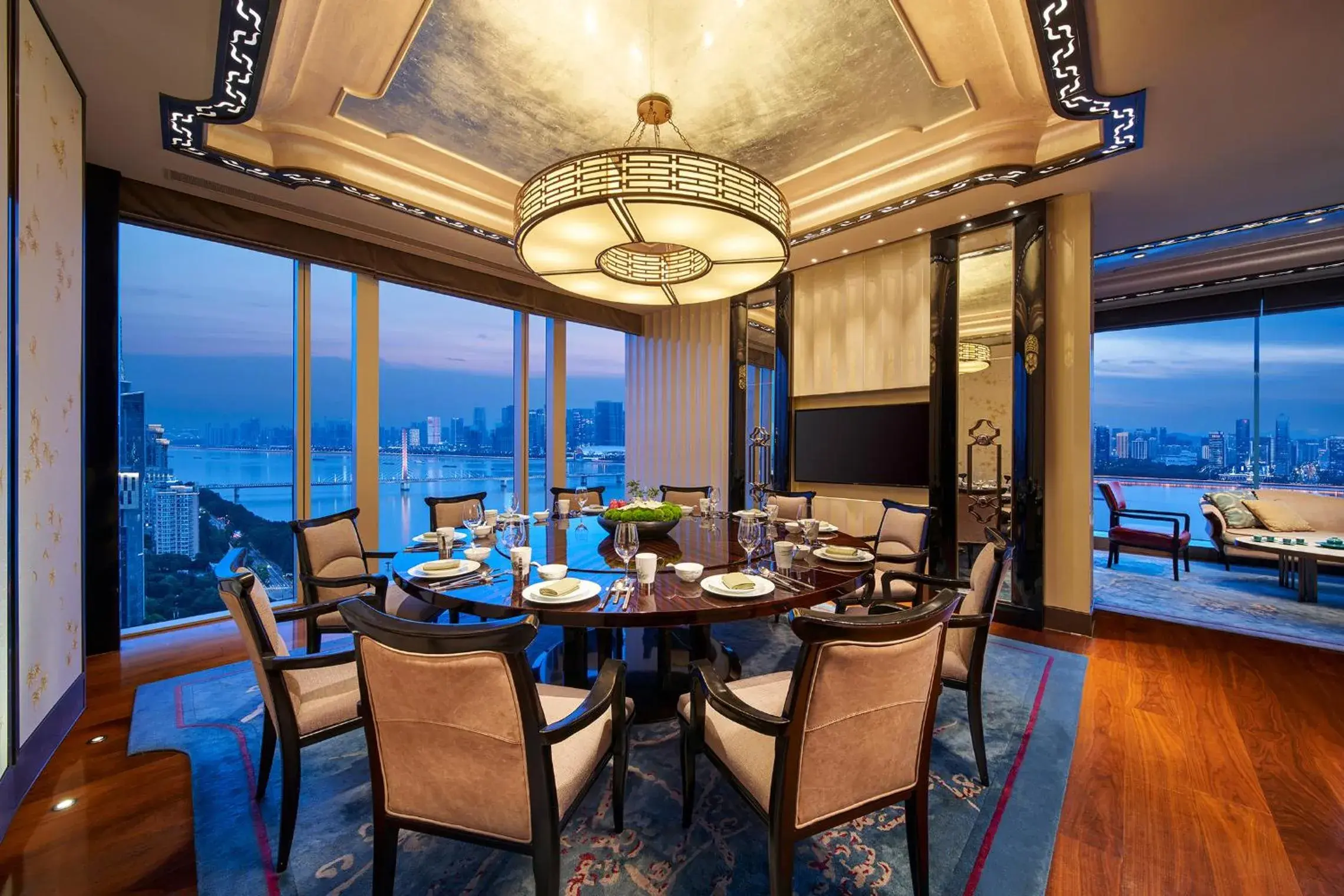 Restaurant/Places to Eat in The Azure Qiantang, a Luxury Collection Hotel, Hangzhou