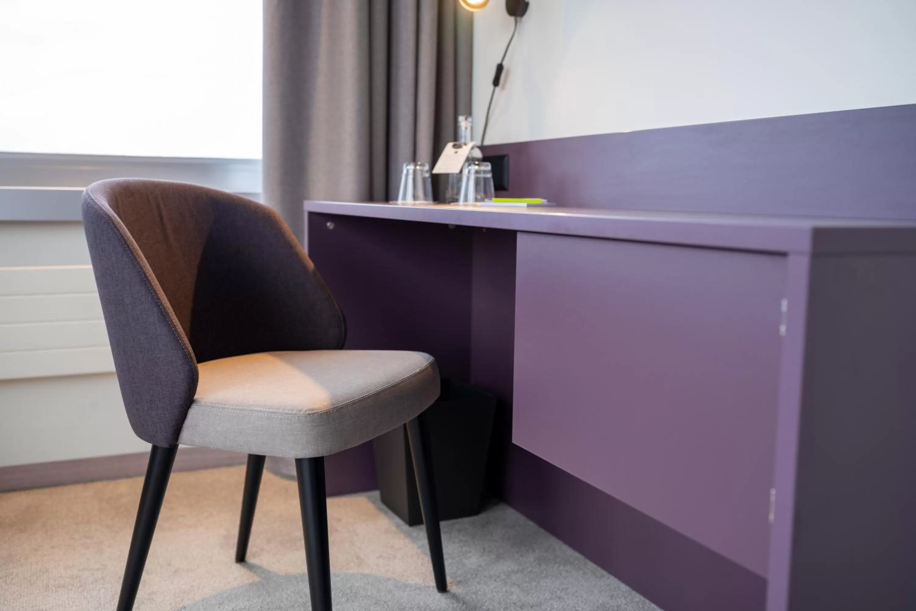 Seating area in b-smart hotel Menziken