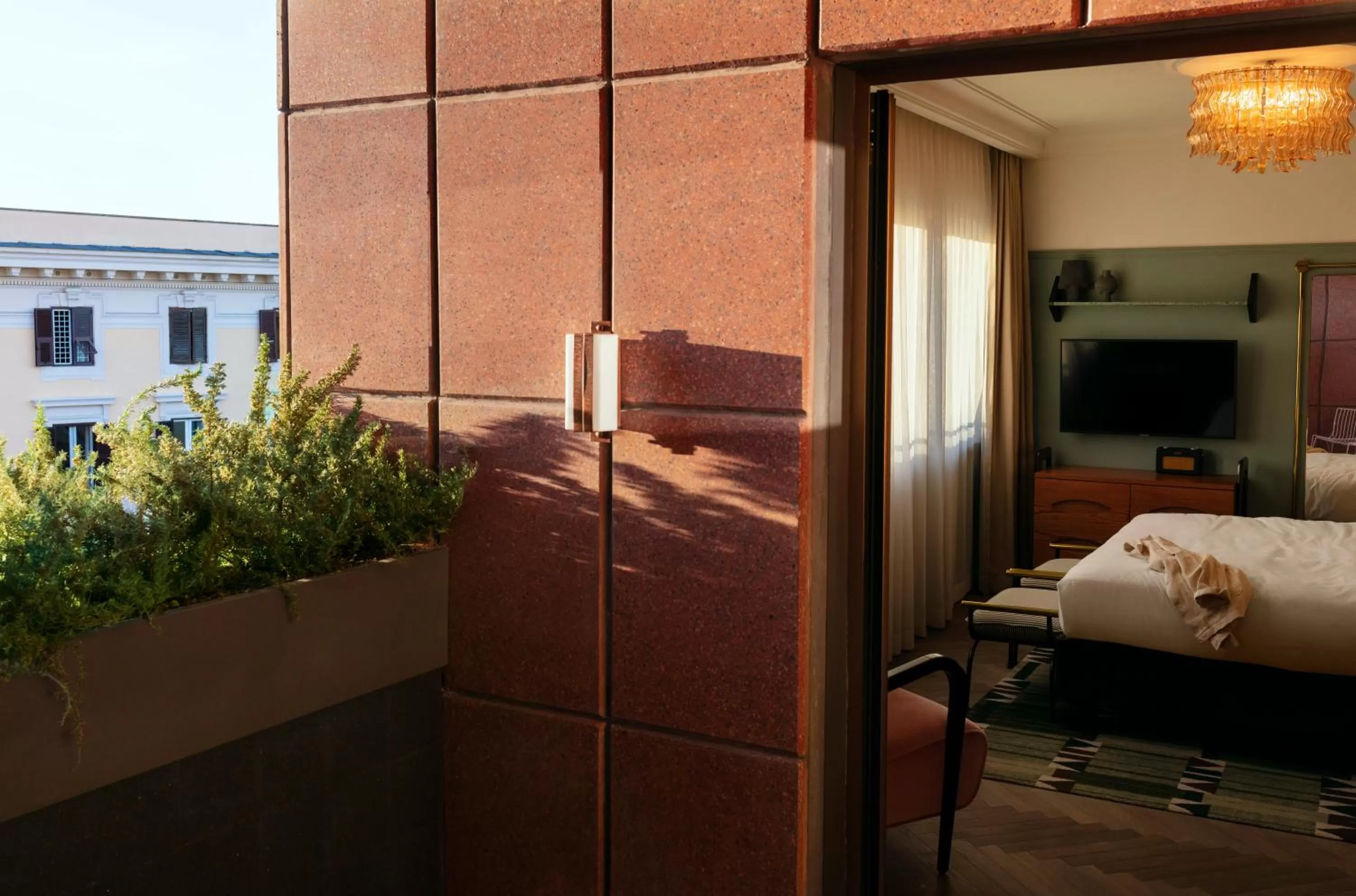 Balcony/Terrace, Bed in The Hoxton, Rome