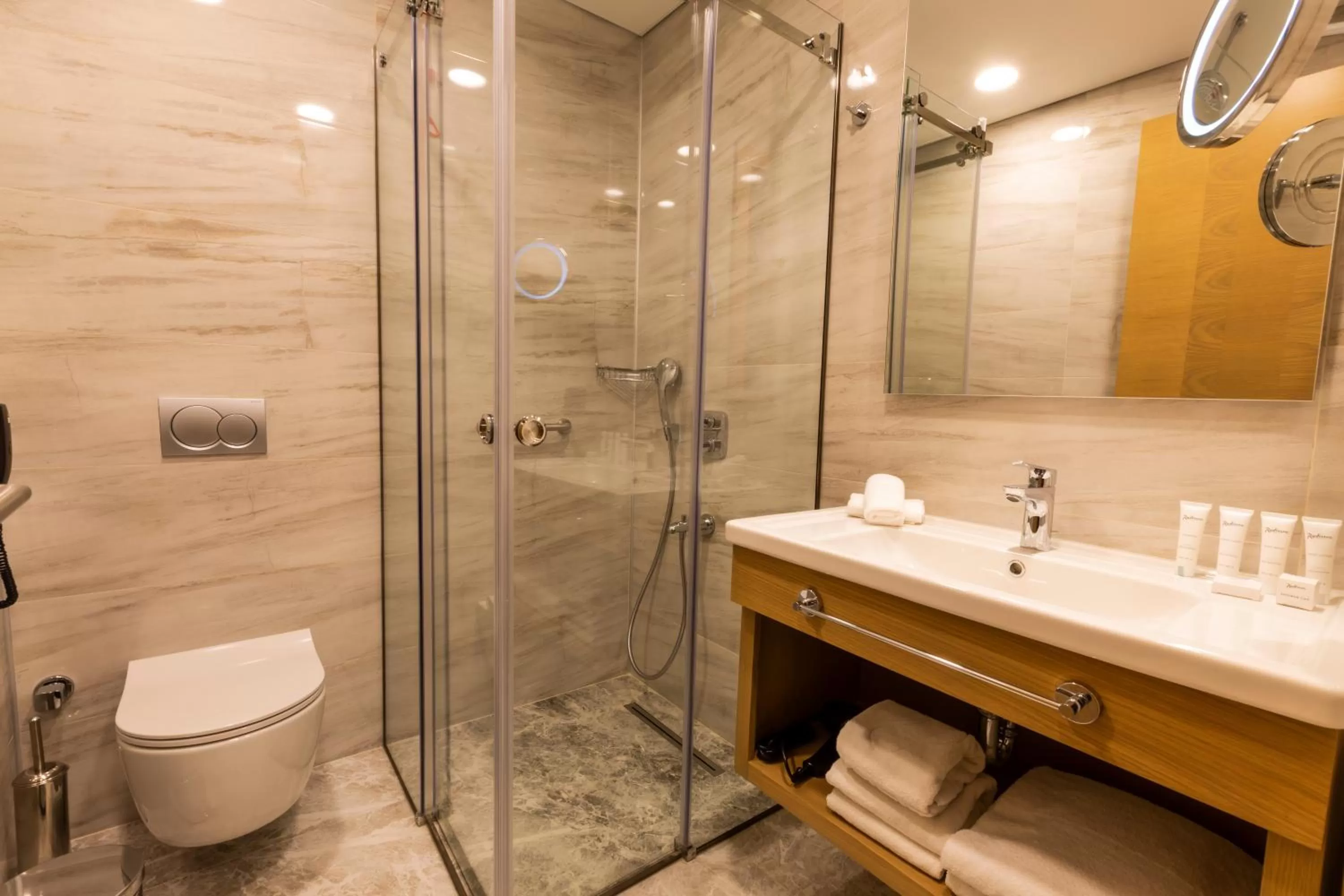 Bathroom in Radisson Hotel Istanbul Harbiye