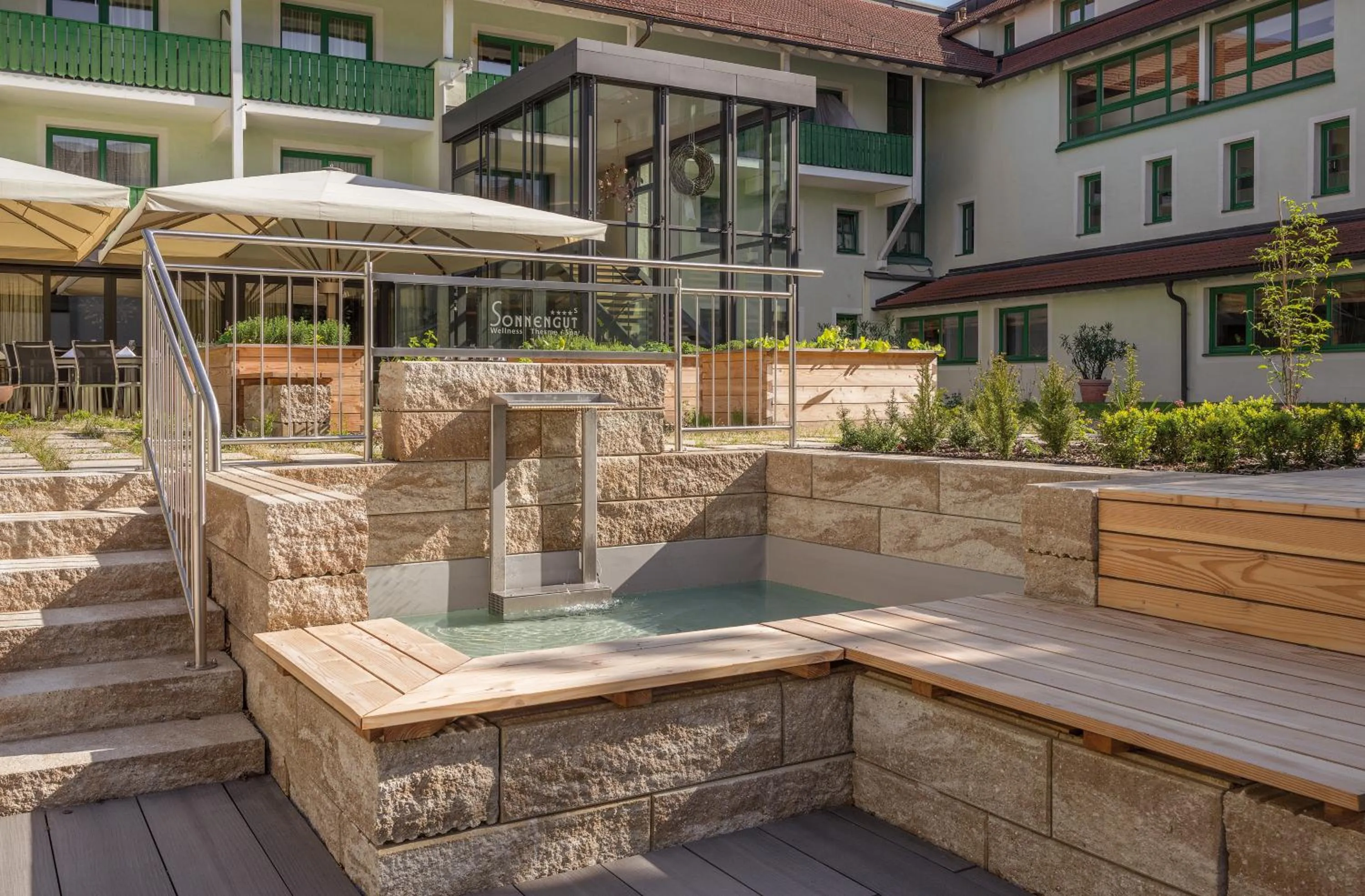 Garden in Hotel Sonnengut Wellness - Therme - Spa