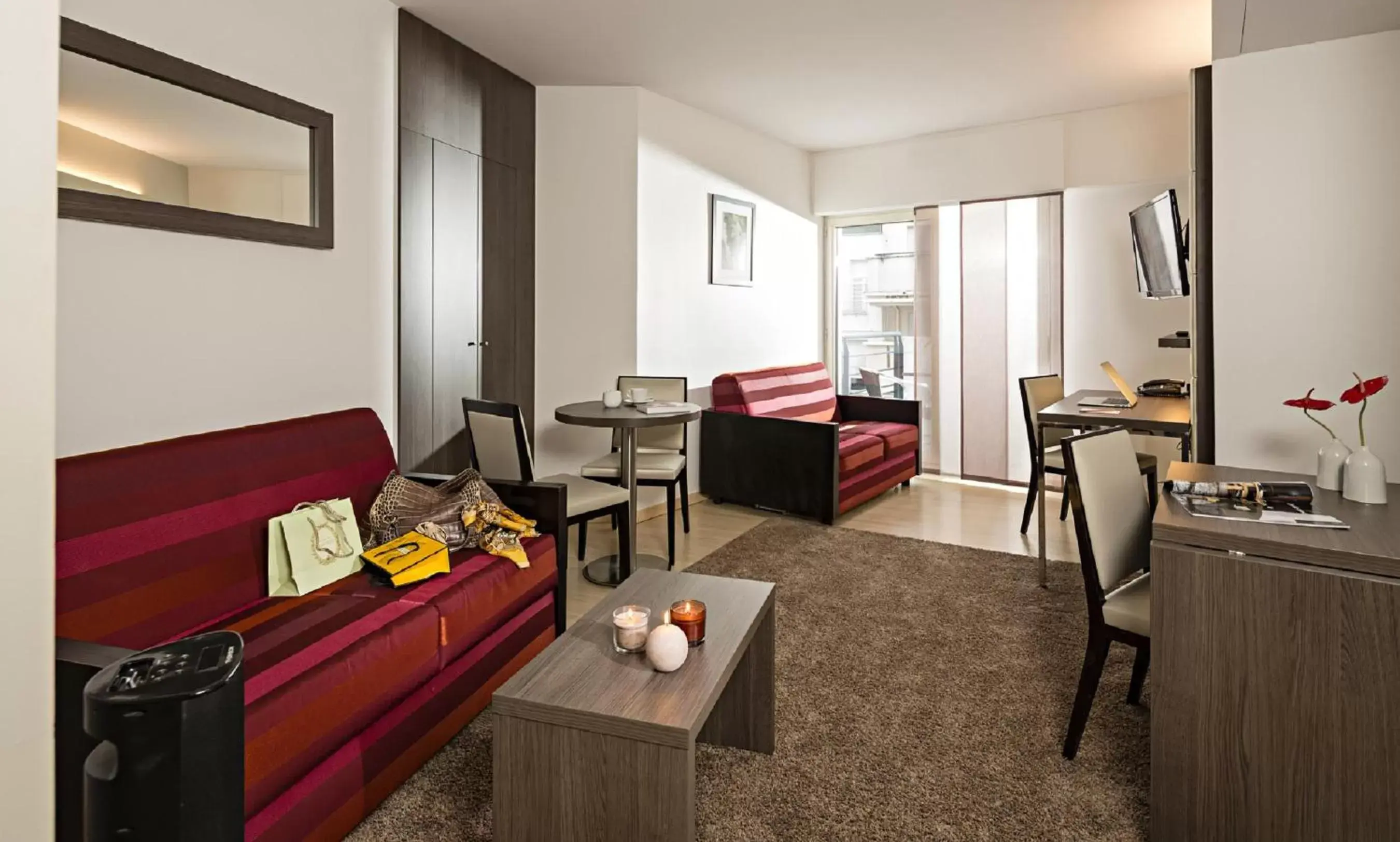 Bedroom, Seating Area in Residhome Courbevoie La Défense