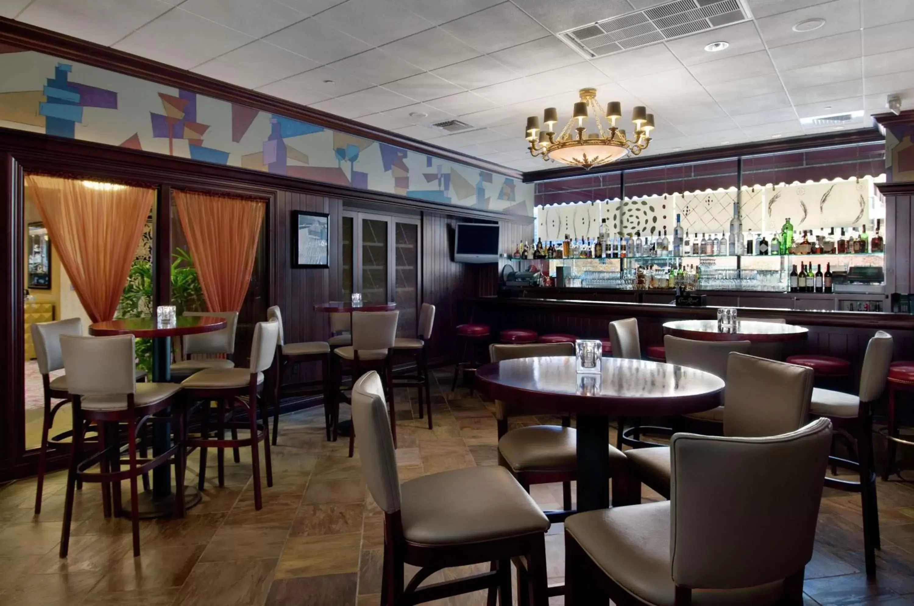 Lounge or bar, Restaurant/Places to Eat in Hilton Milwaukee City Center