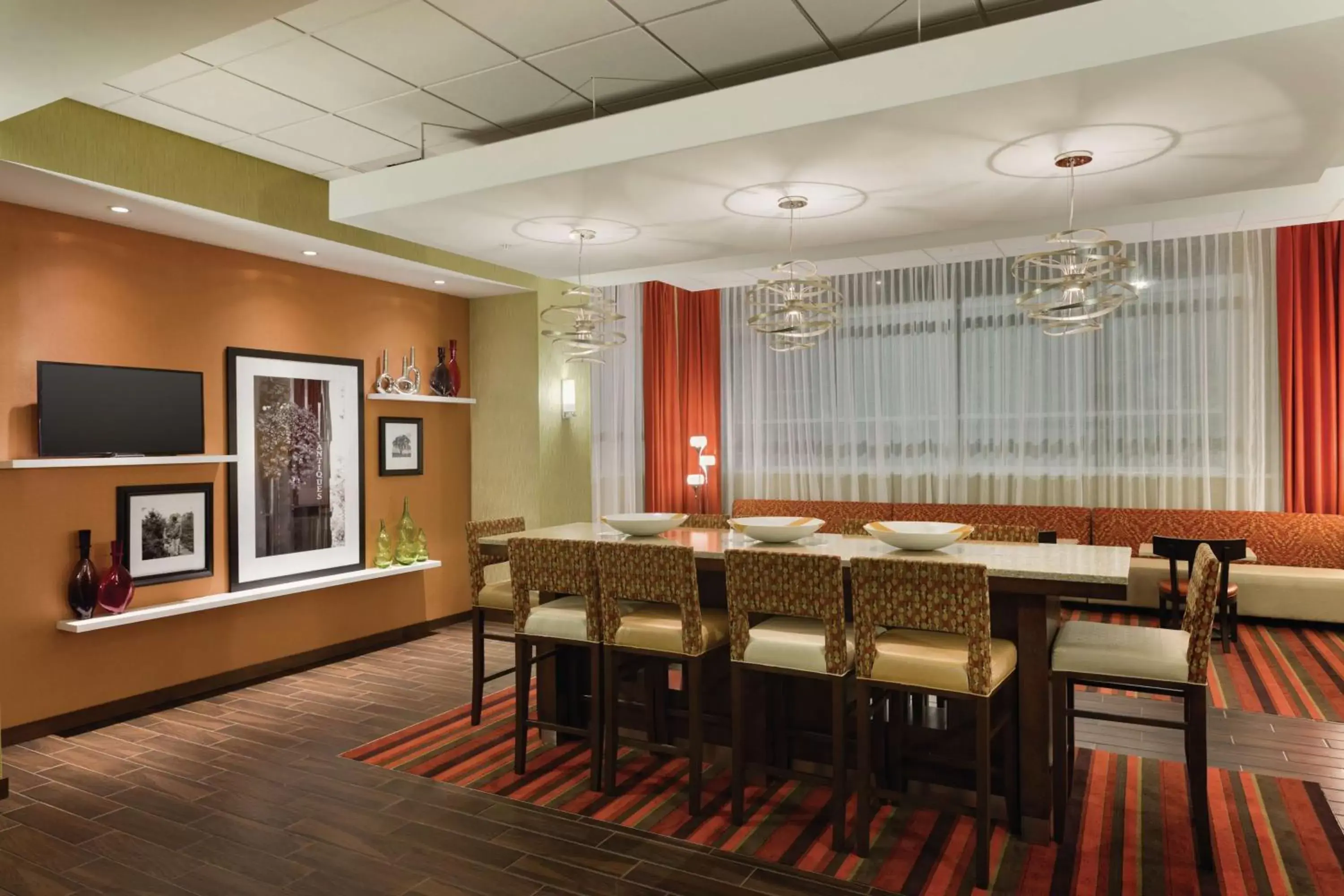 Lobby or reception, Restaurant/Places to Eat in Hampton Inn, St. Albans Vt