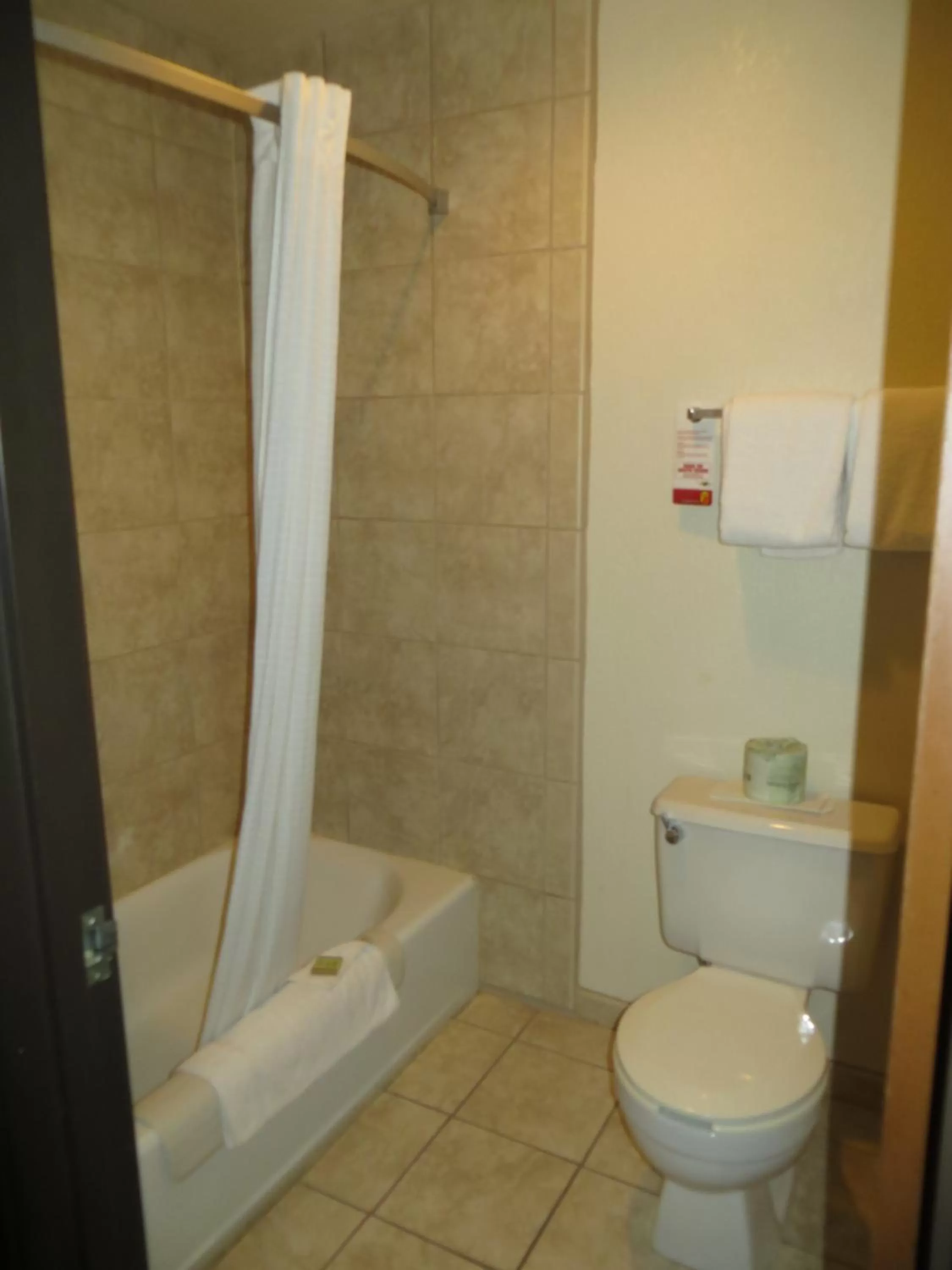 Bathroom in Super 8 by Wyndham Susanville