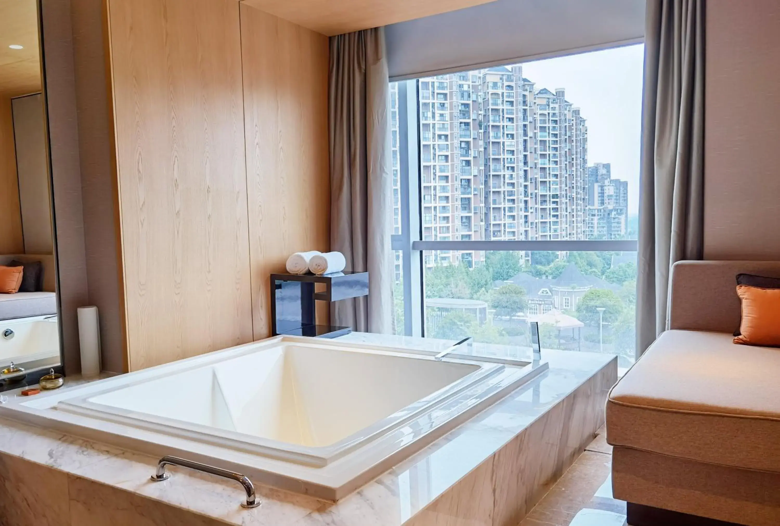Bathroom in Crowne Plaza Chengdu Wenjiang, an IHG Hotel