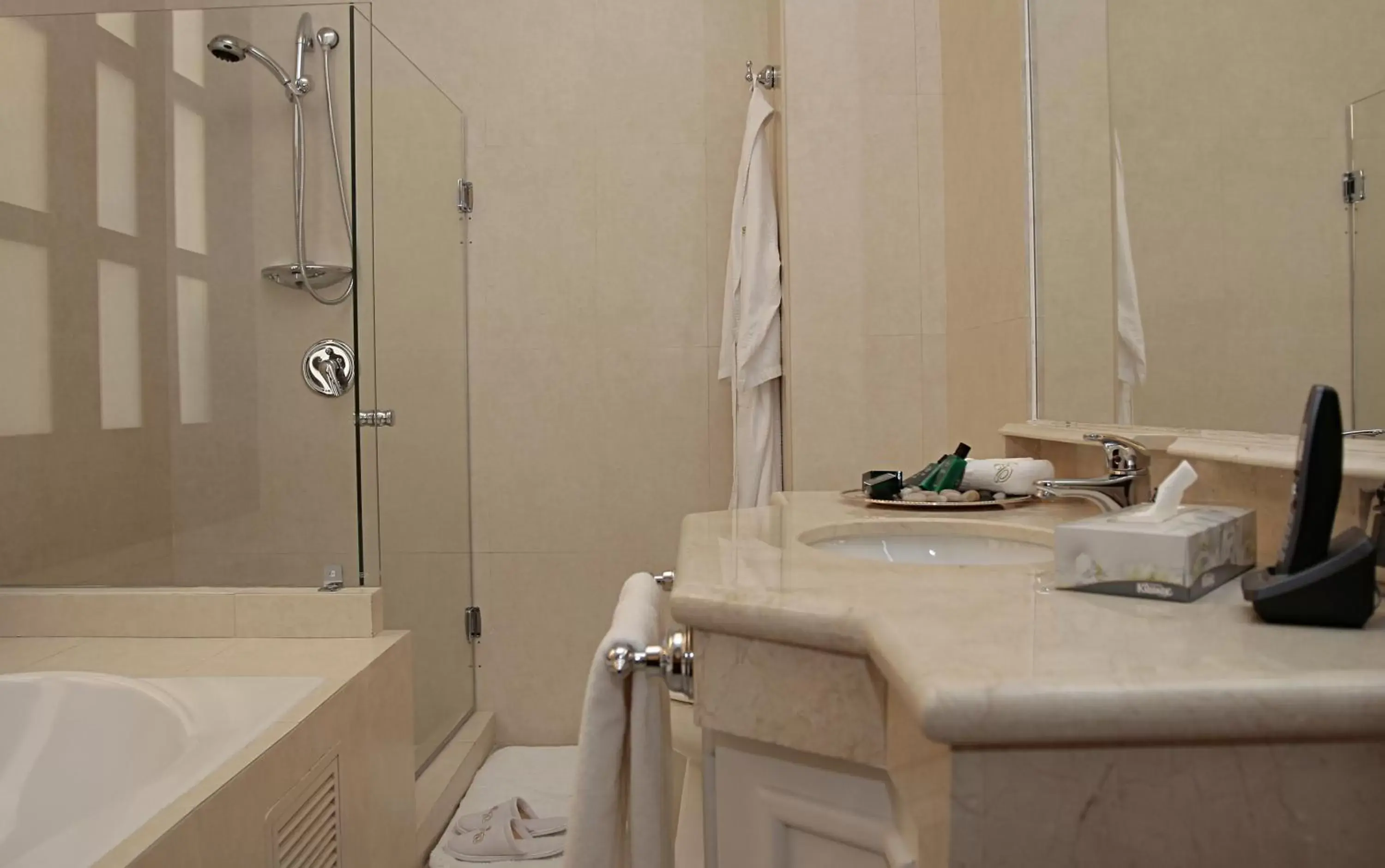 Shower, Bathroom in Palacio Borghese Hotel Boutique - Adults Only
