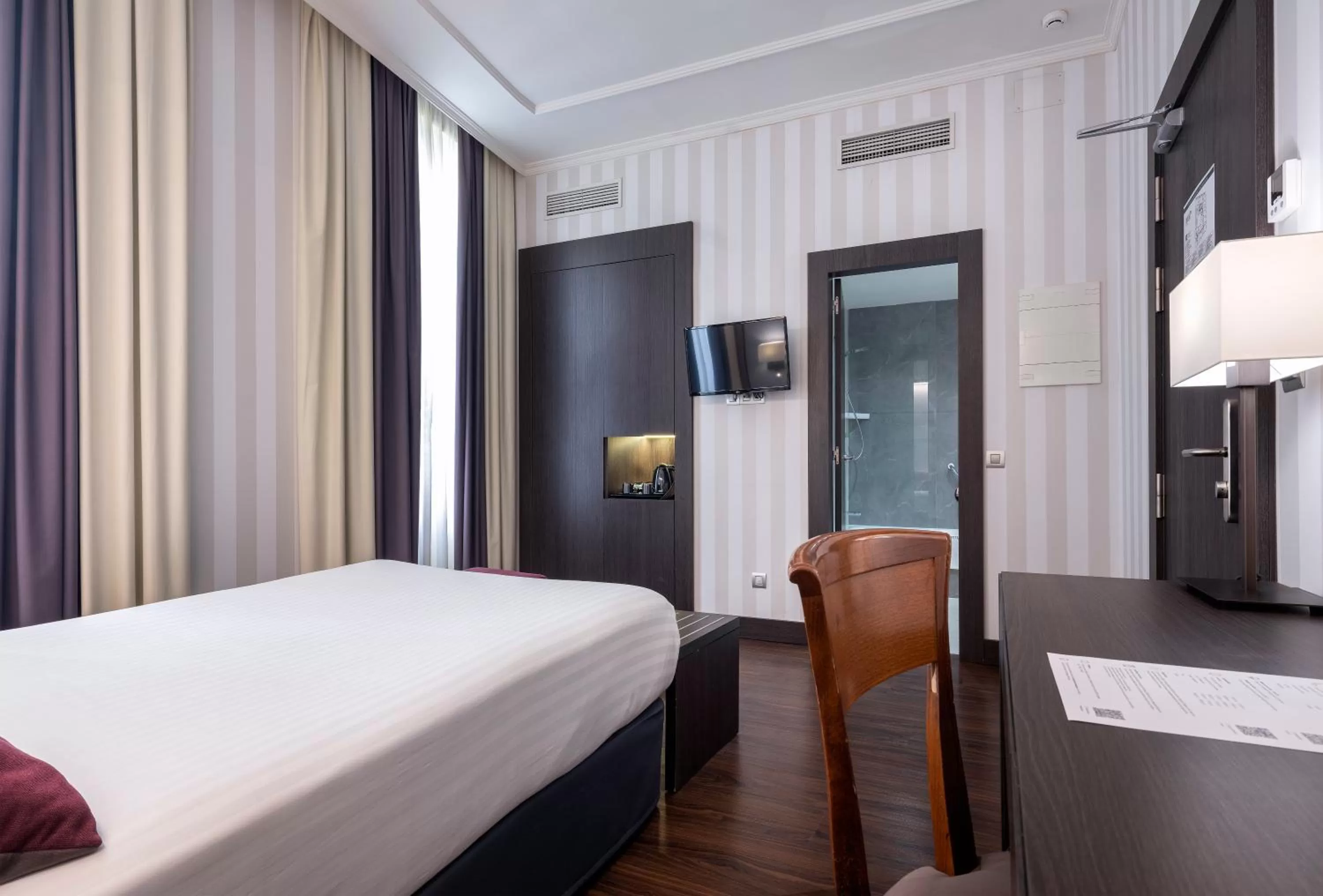 Bed in Intelier Palacio San Martin