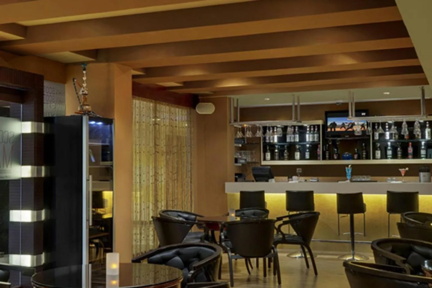 Alcoholic drinks in Royalton Hyderabad Abids