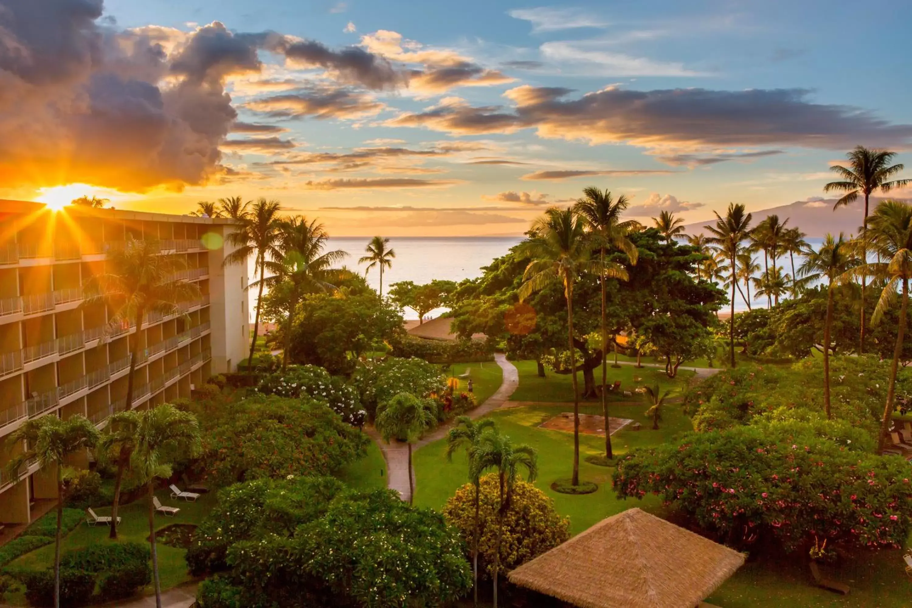 Garden, Sunrise/Sunset in OUTRIGGER Kāʻanapali Beach Resort