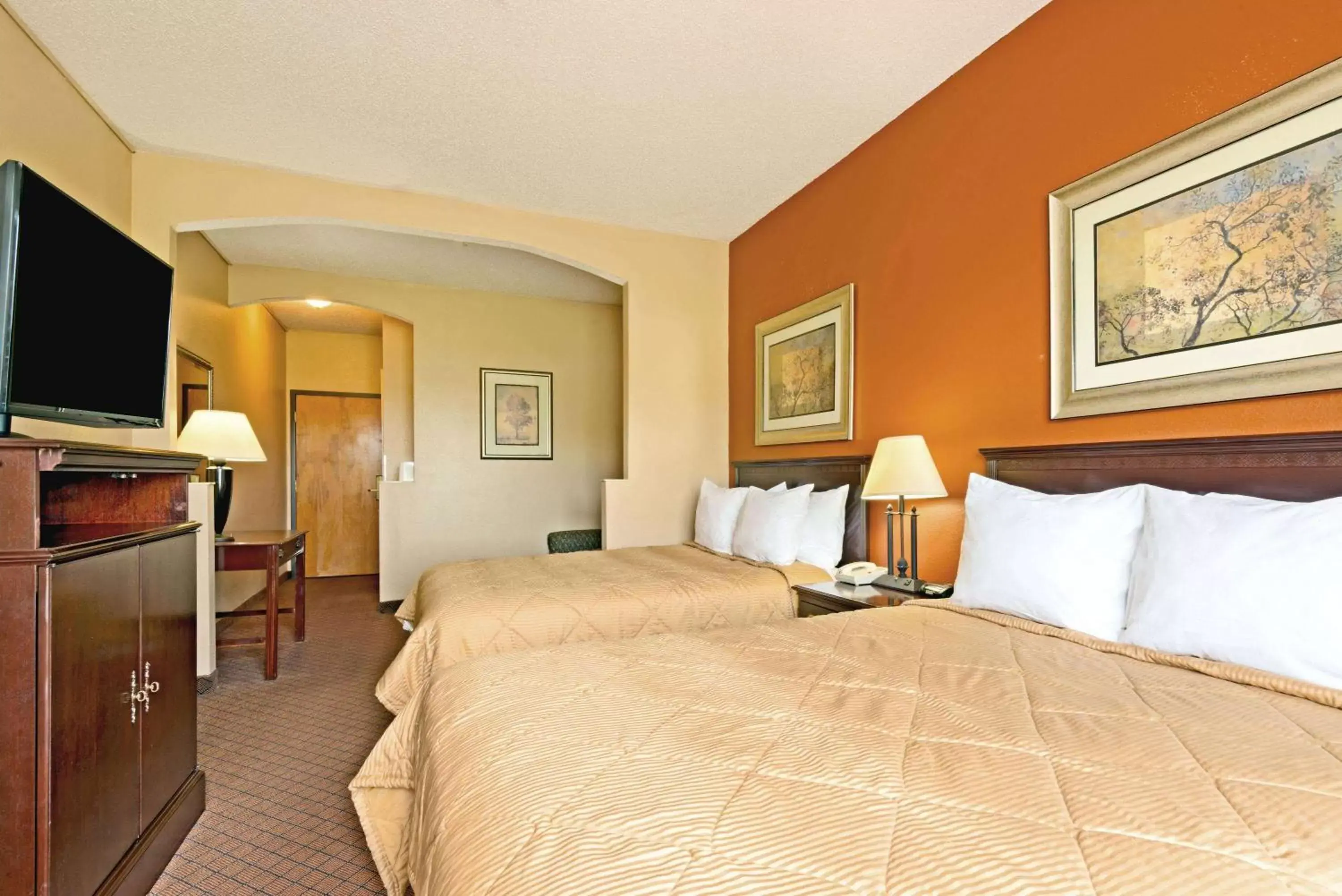 Photo of the whole room, Bed in Days Inn by Wyndham Coliseum Montgomery AL