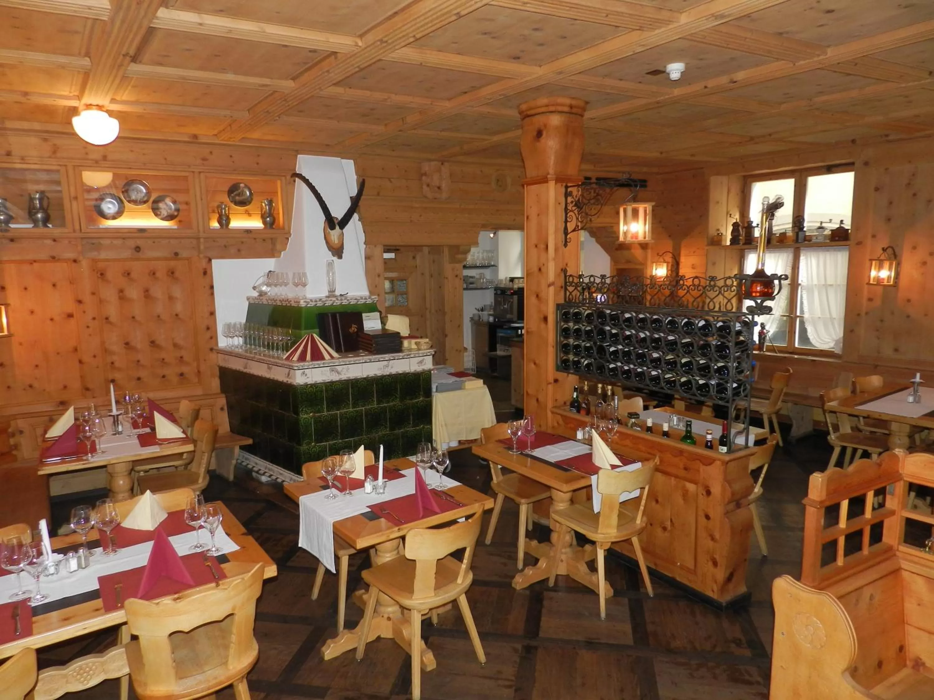 Restaurant/places to eat in Hotel Franziskaner