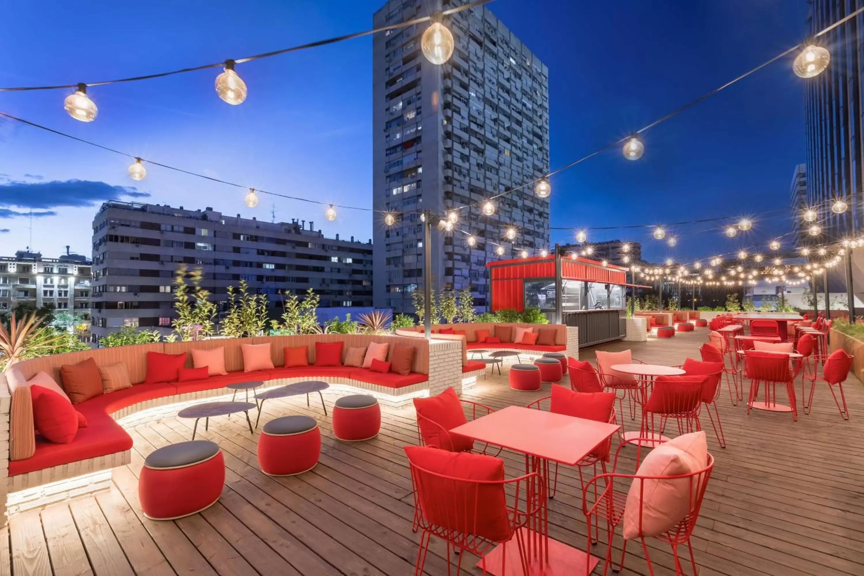 Restaurant/places to eat in Canopy by Hilton Madrid Castellana