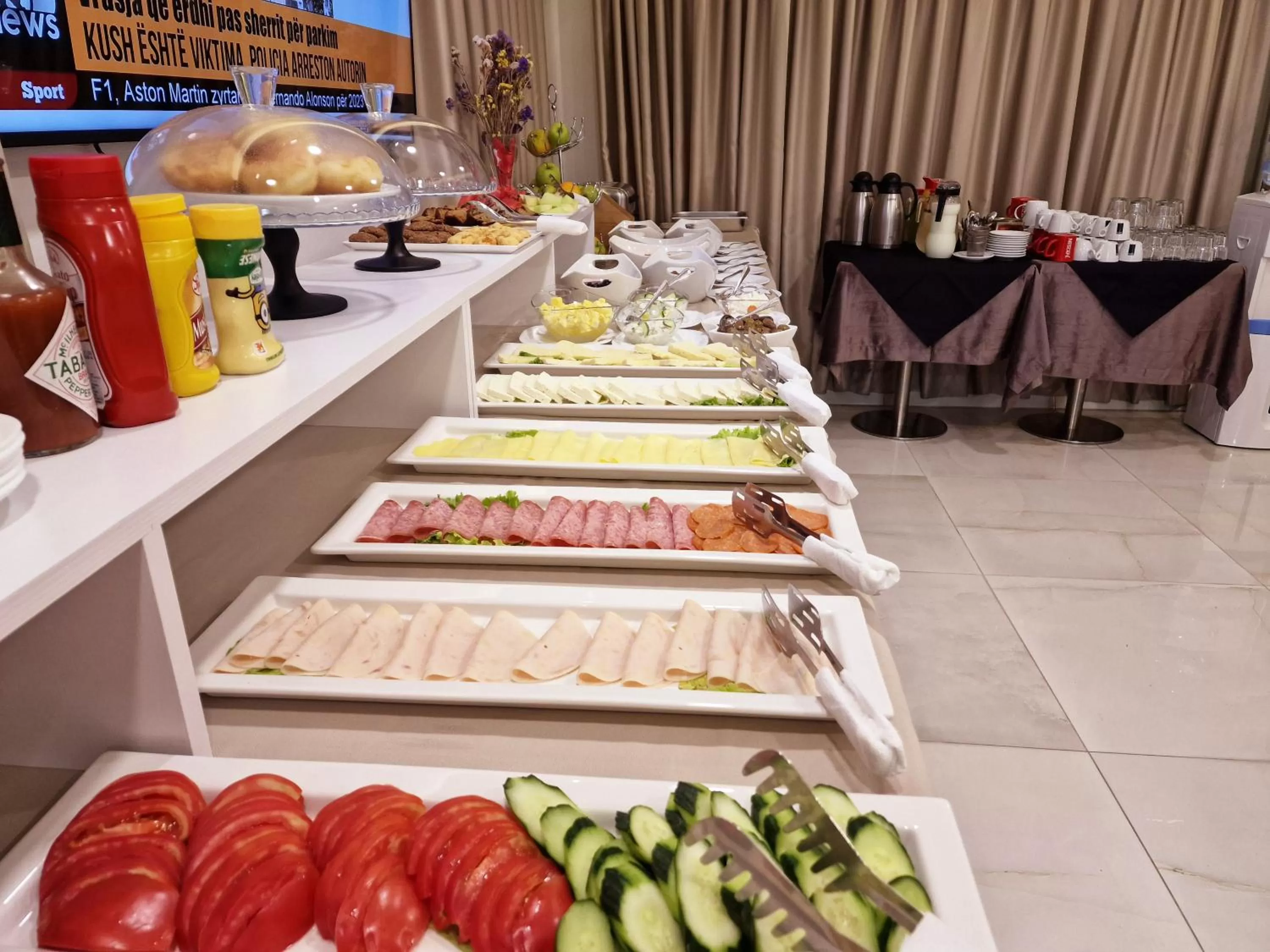 Breakfast in Senator Hotel