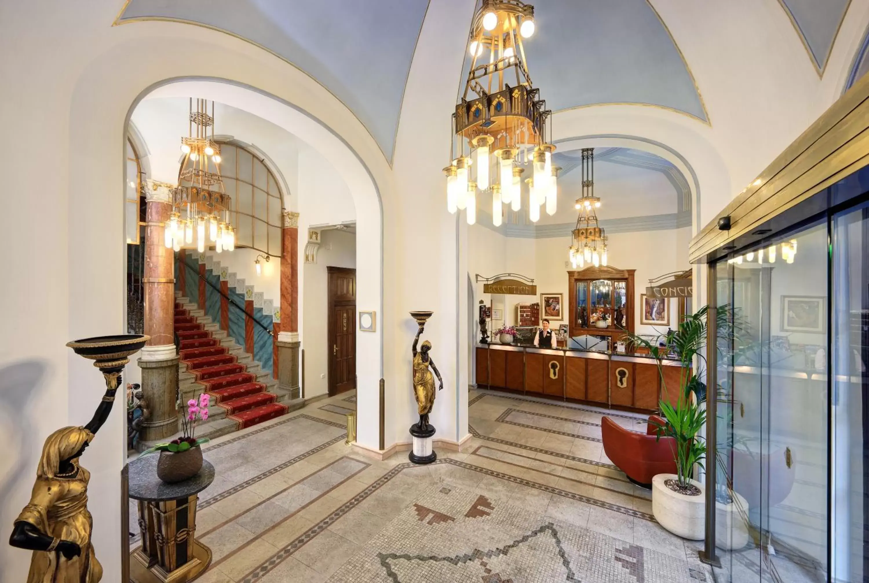 Lobby or reception in Hotel Paris Prague