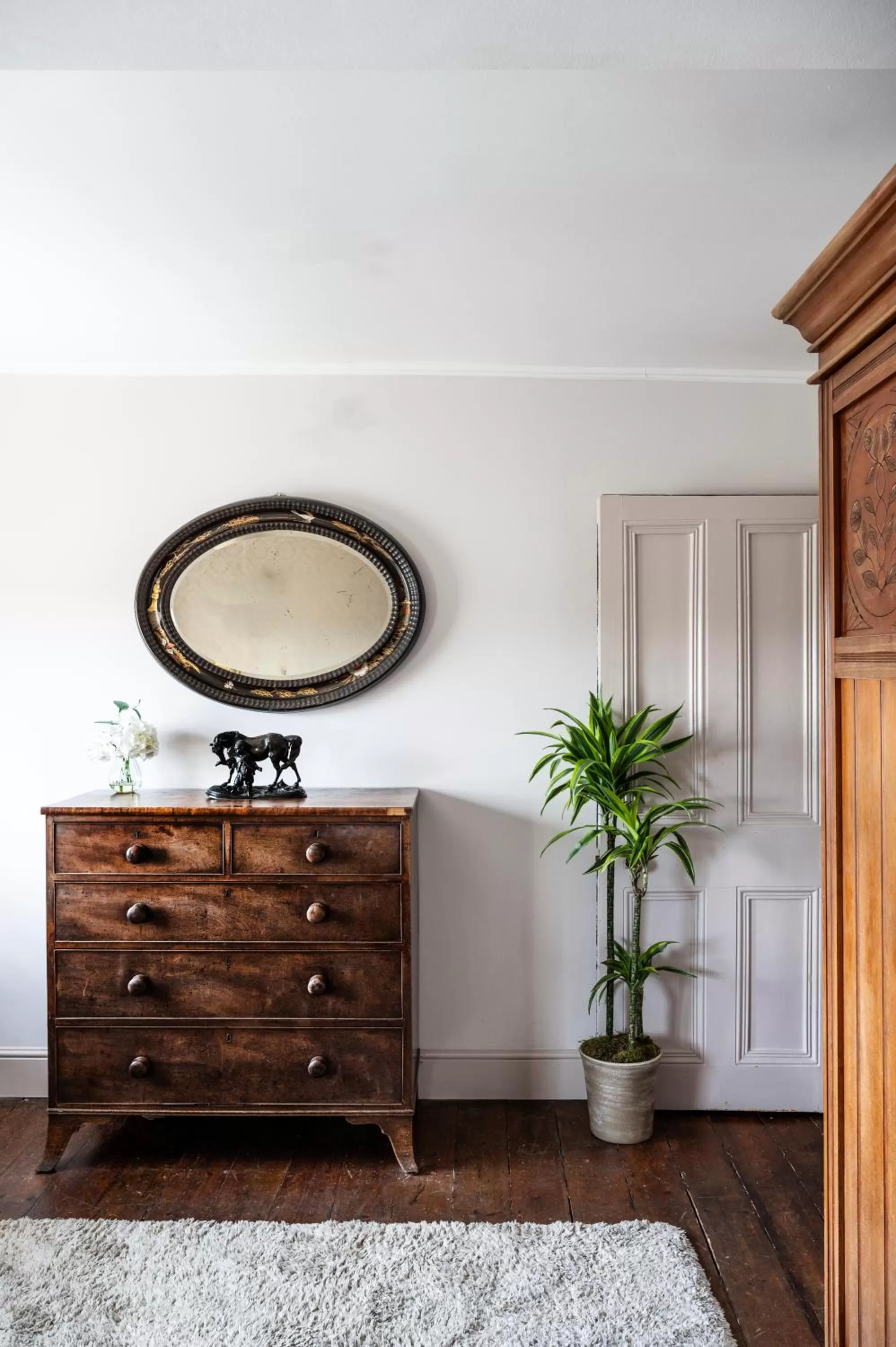 Decorative detail in York & Albany