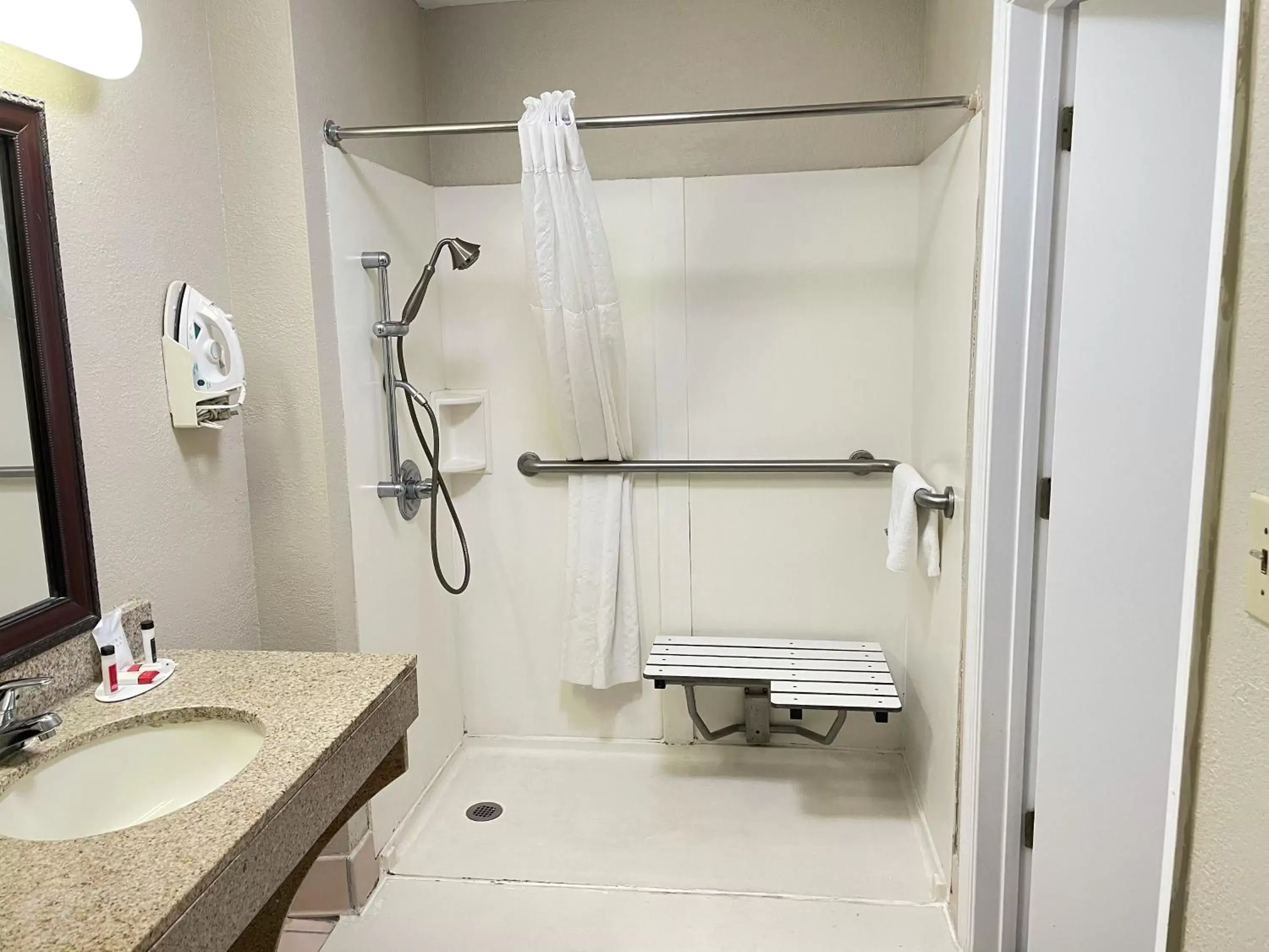 On site, Bathroom in Baymont Inn & Suites