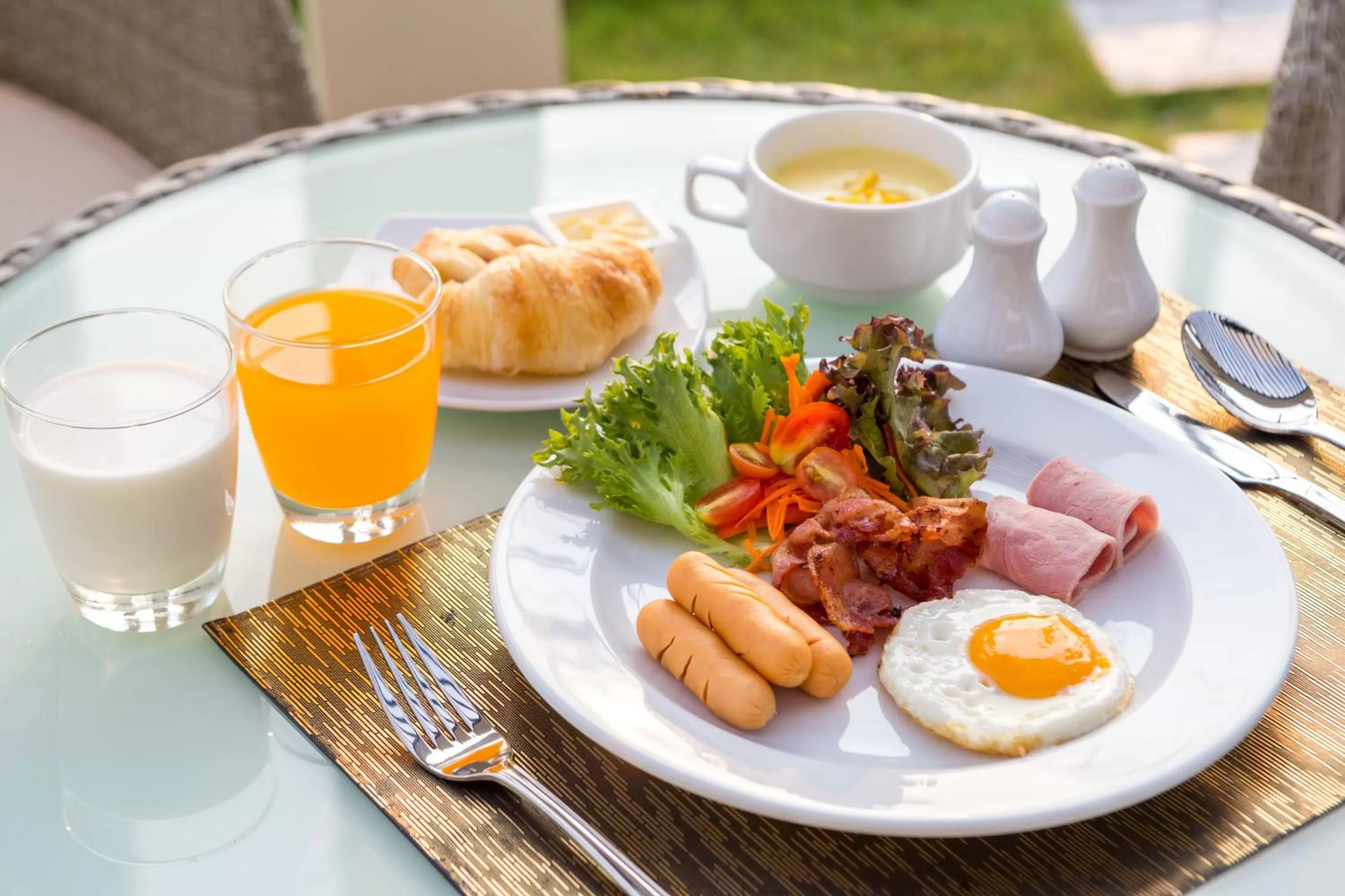 Breakfast in Art De Sea Hua Hin