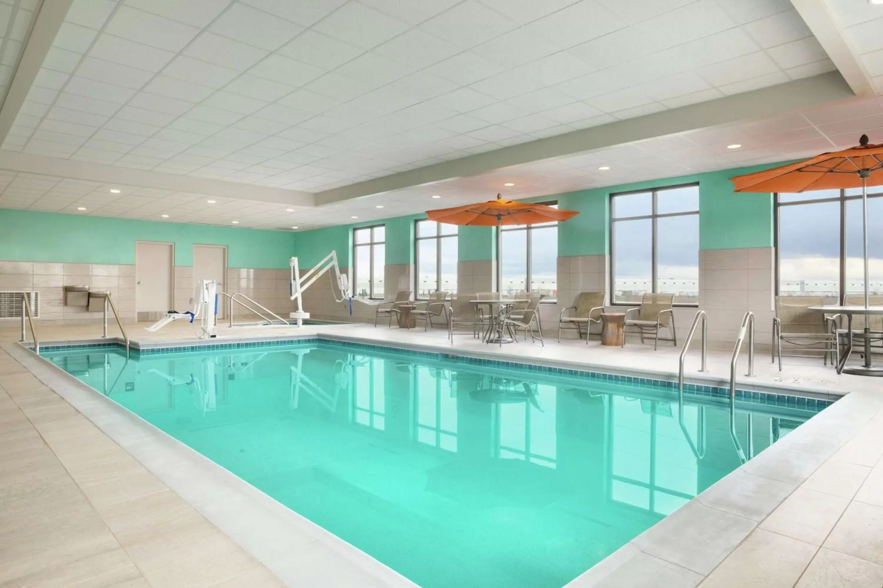 Pool view, Swimming Pool in Hampton Inn & Suites Minooka